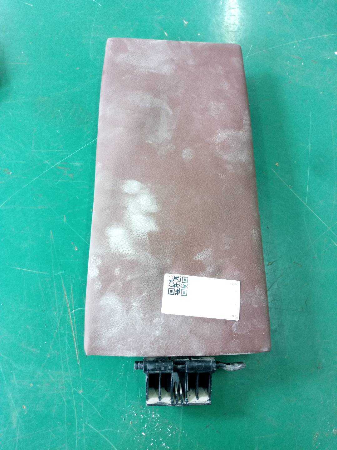 52207269434 后座位扶手托臂