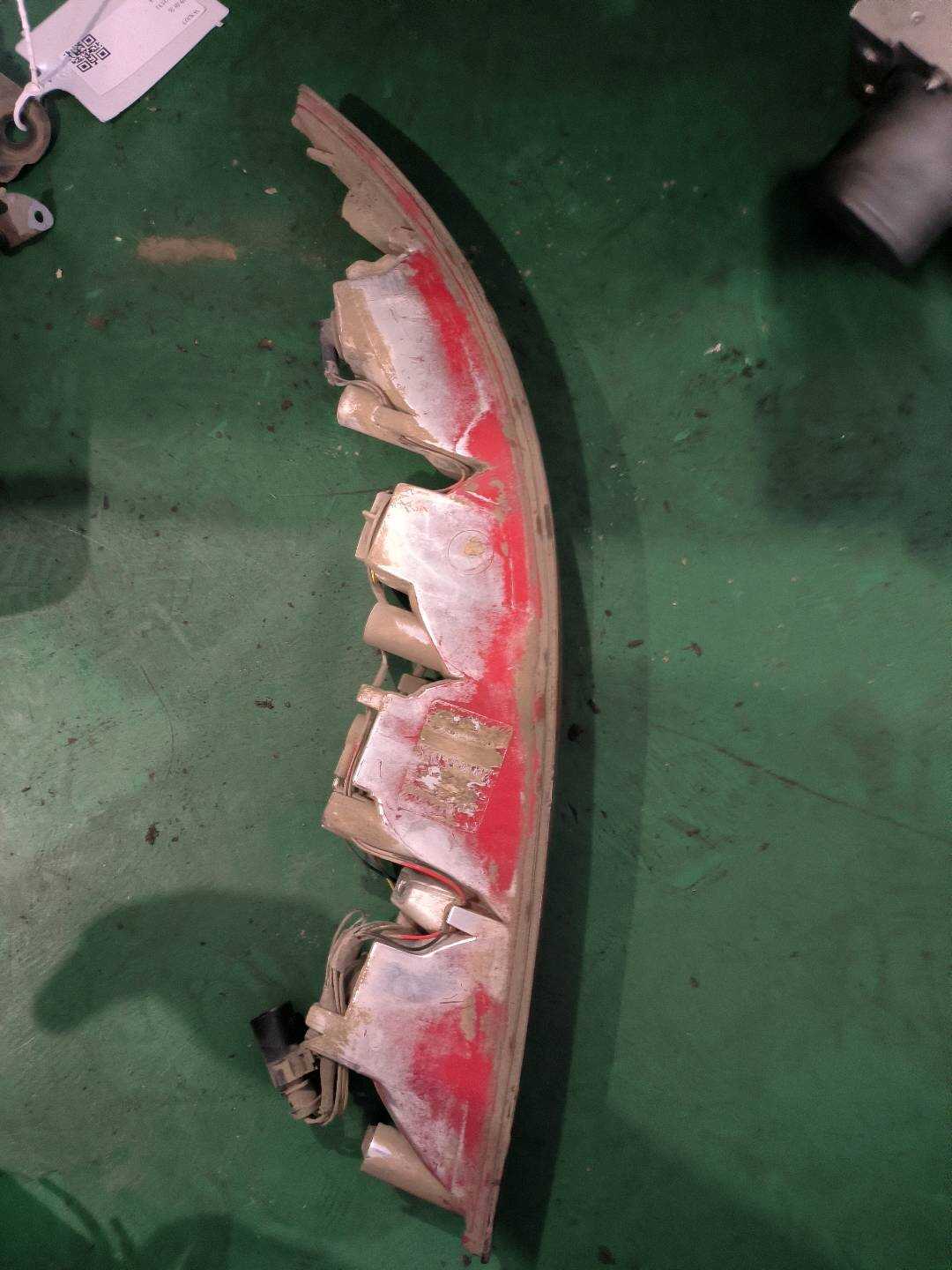 L8RD945096 后保险杠装饰灯（右）