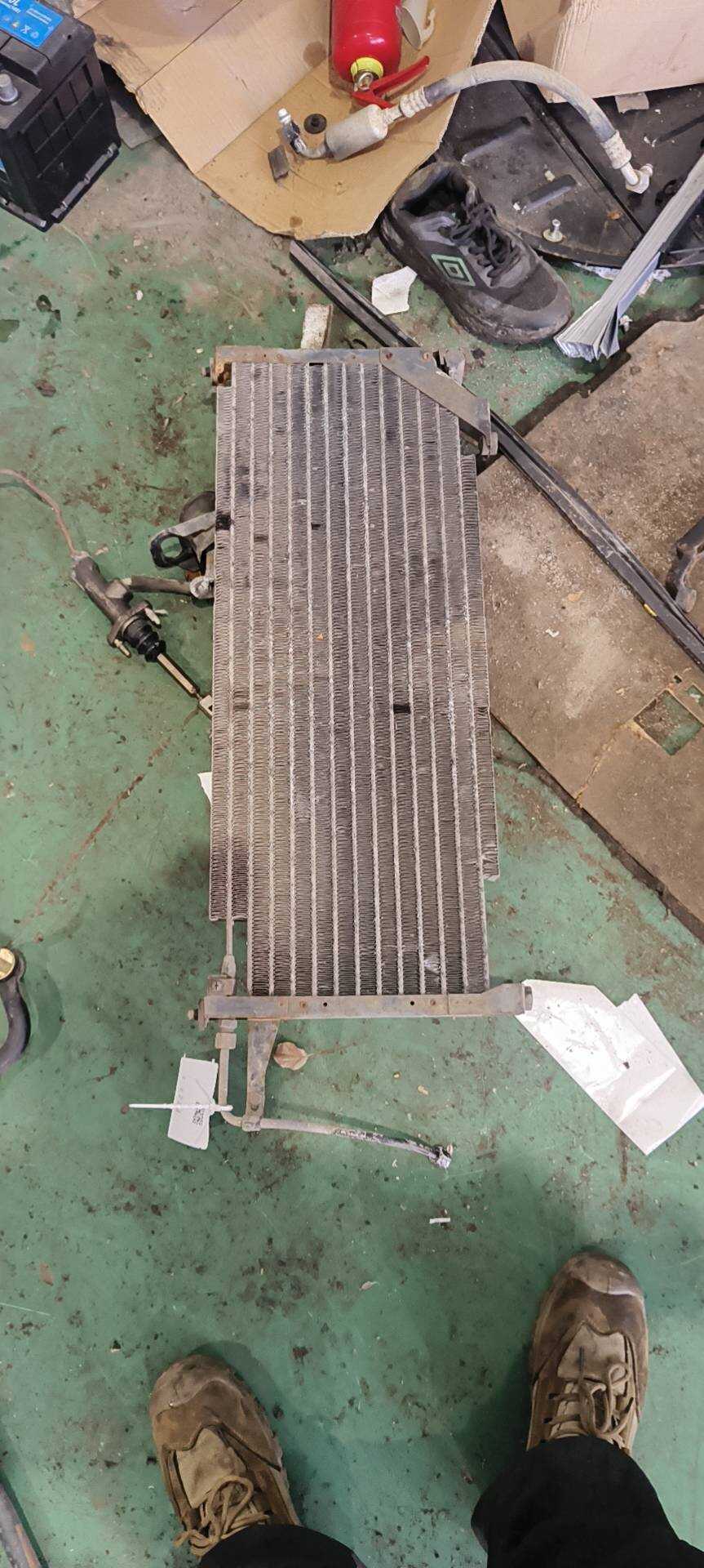 330820413 Condenser