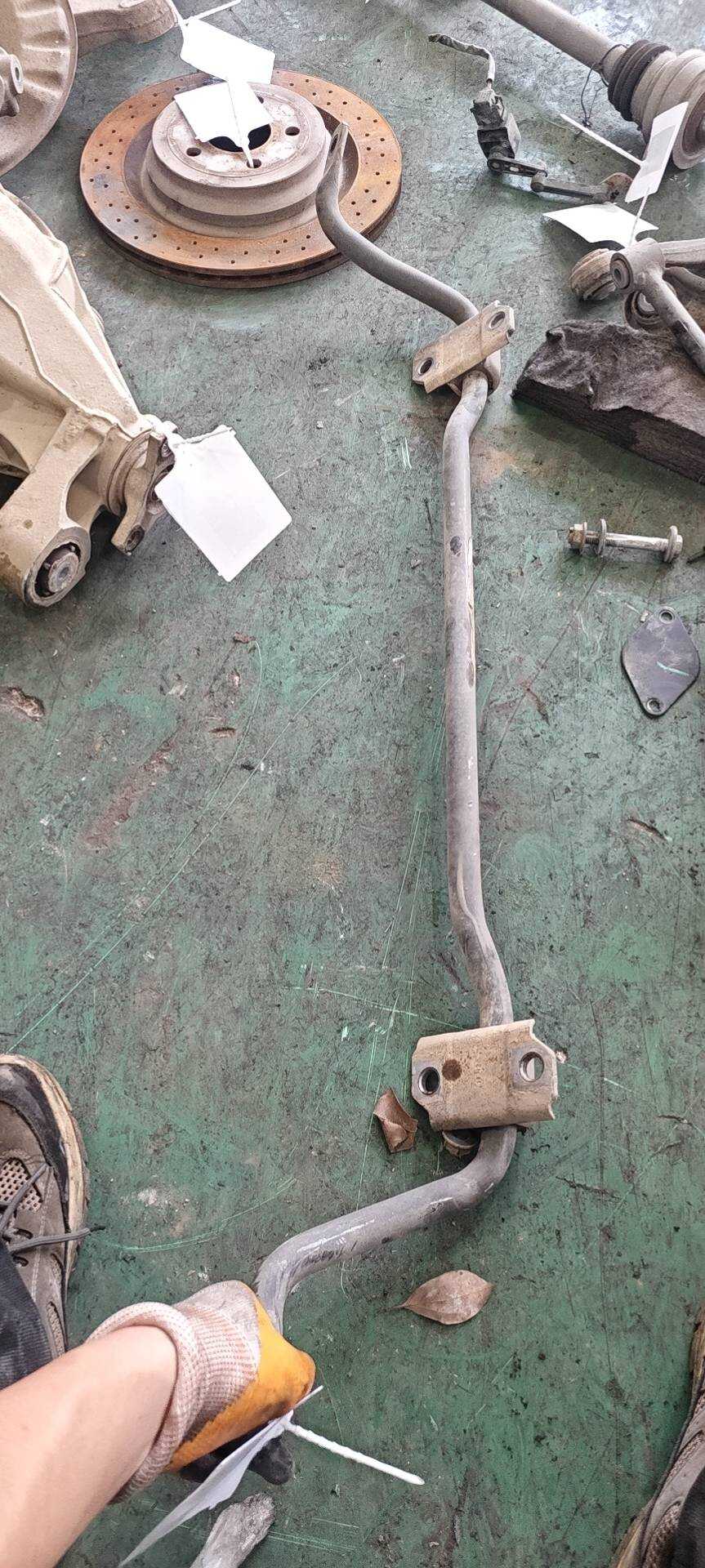 A1663260265 Rear Sway Bar