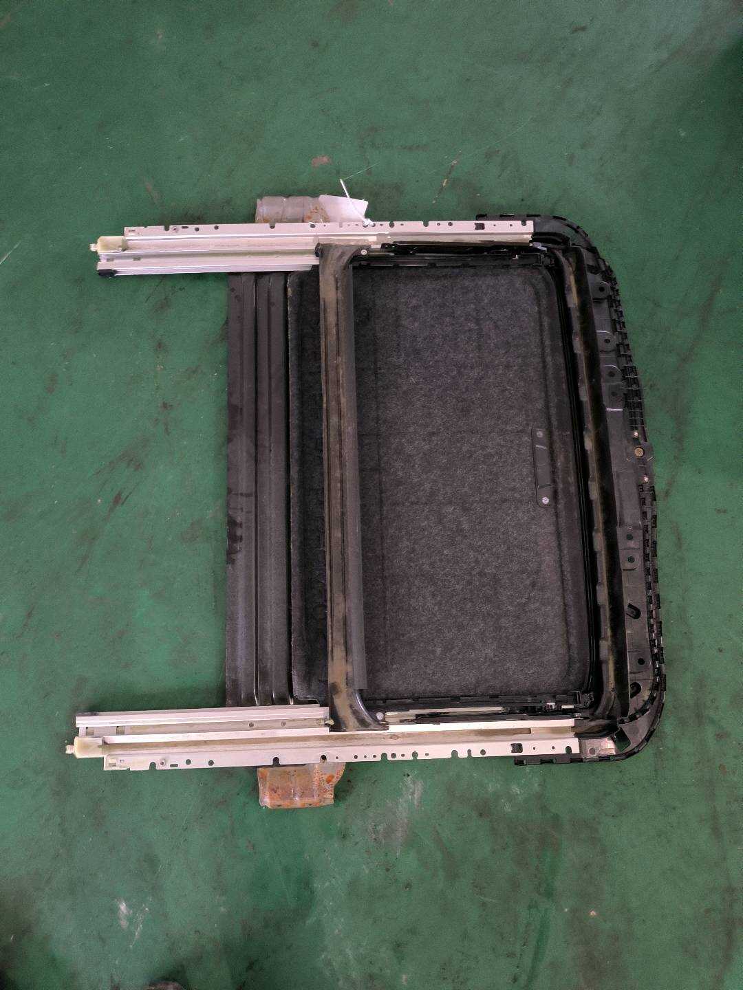 913502V71A 天窗底座