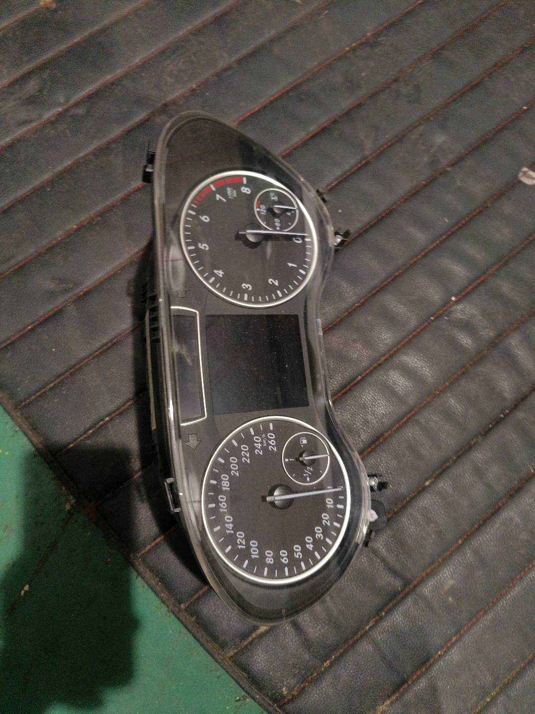 A2469005911 组合仪表