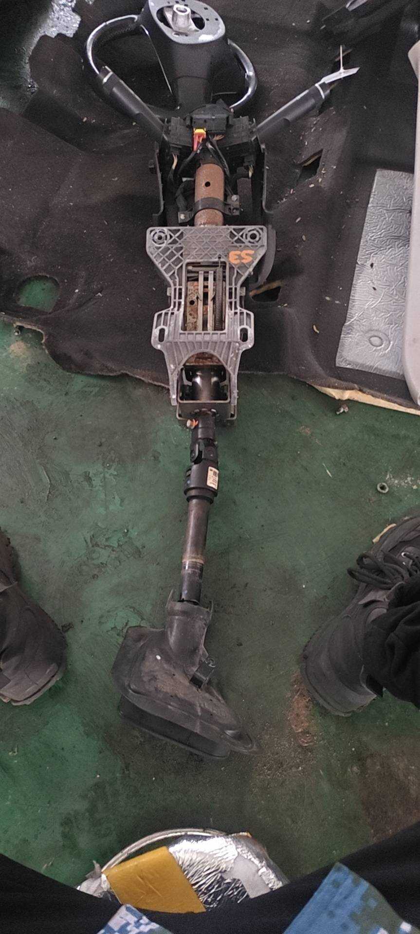 23340983 转向管柱