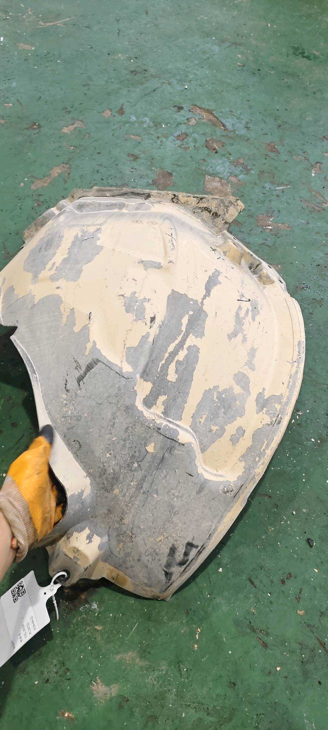 A2536910303 前叶子板内衬(左后)