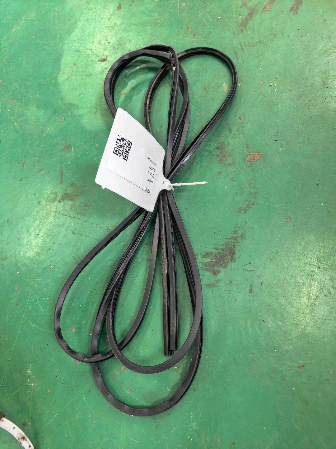 84448688 Sunroof Glass Weatherstrip
