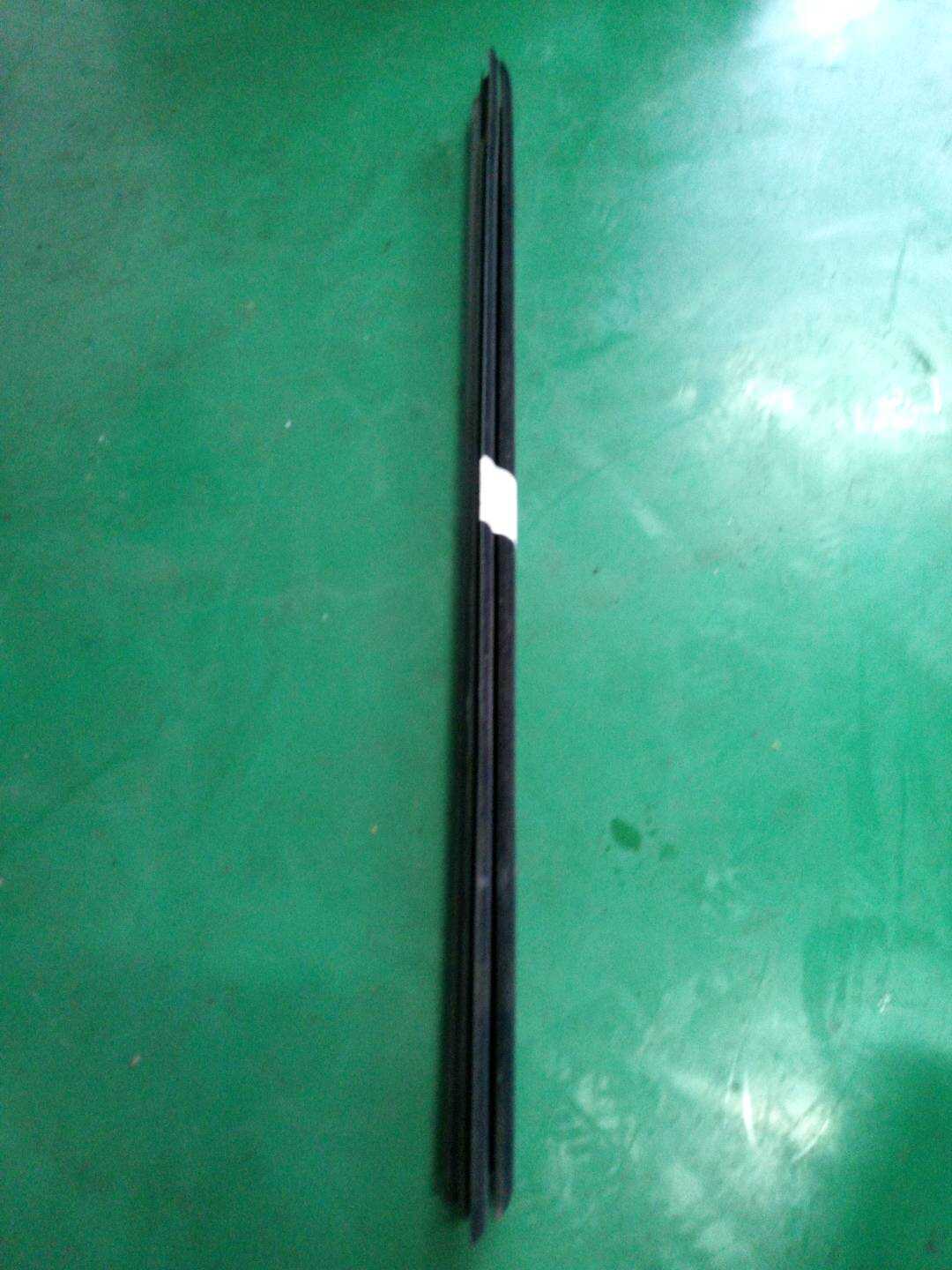 51337182278 前门玻璃压条(右内)