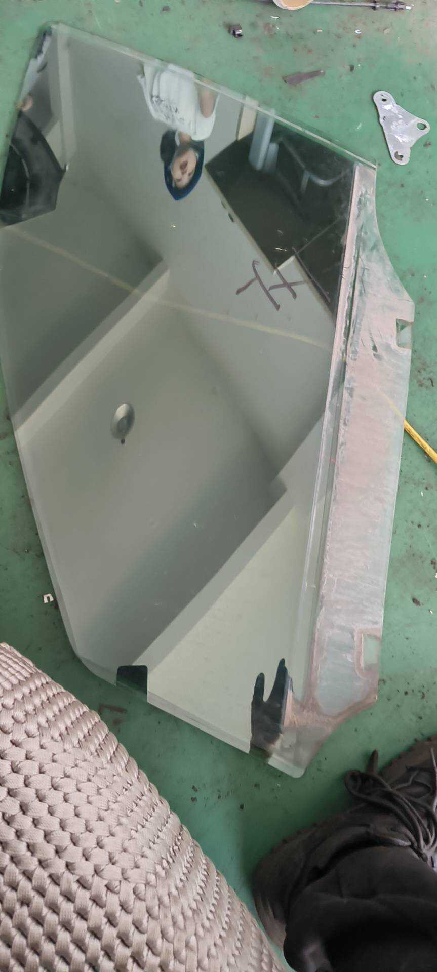 A1647250910 Front Door Glass, Left