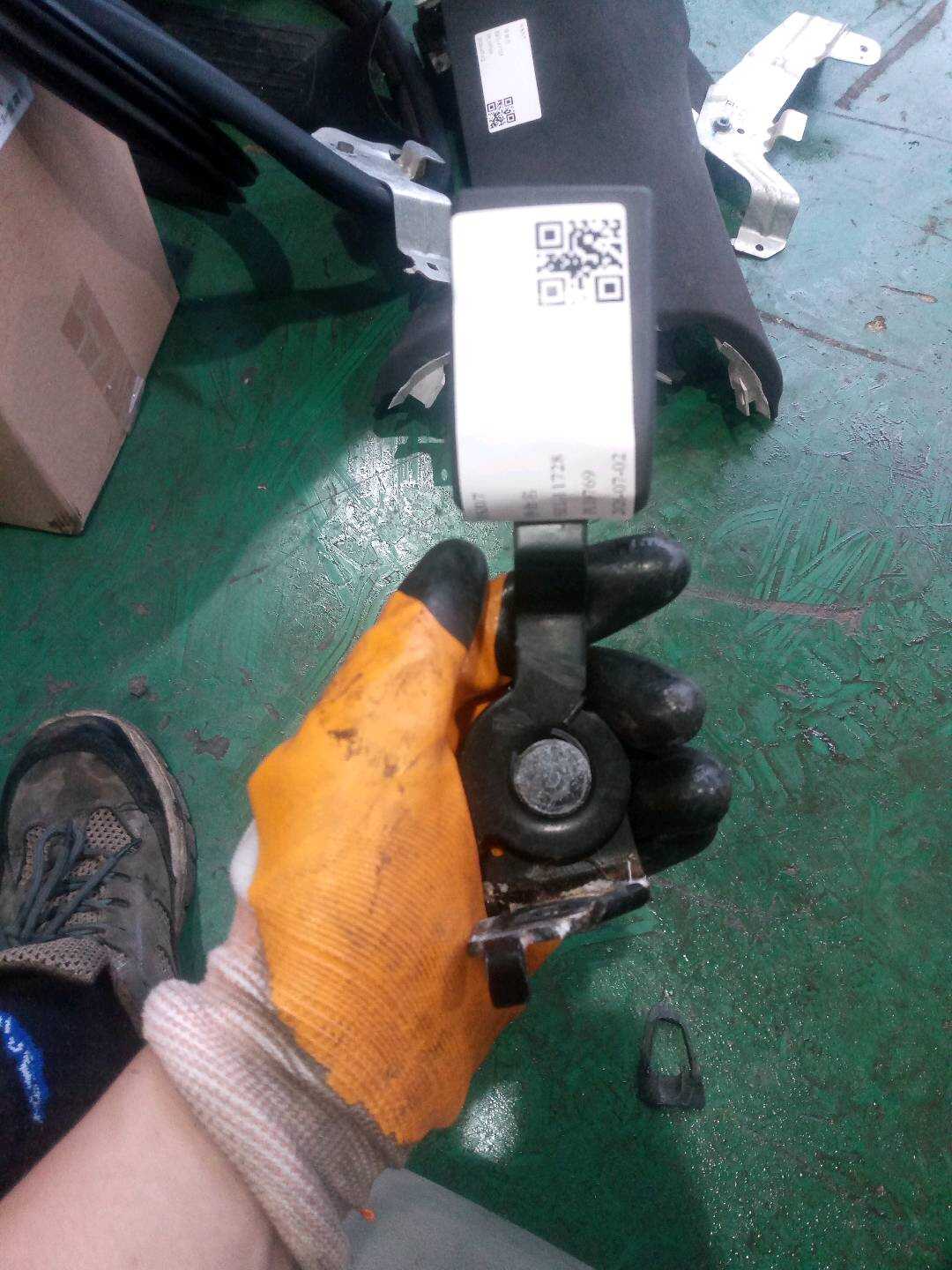 A1668600569 后座椅安全带扣(左)