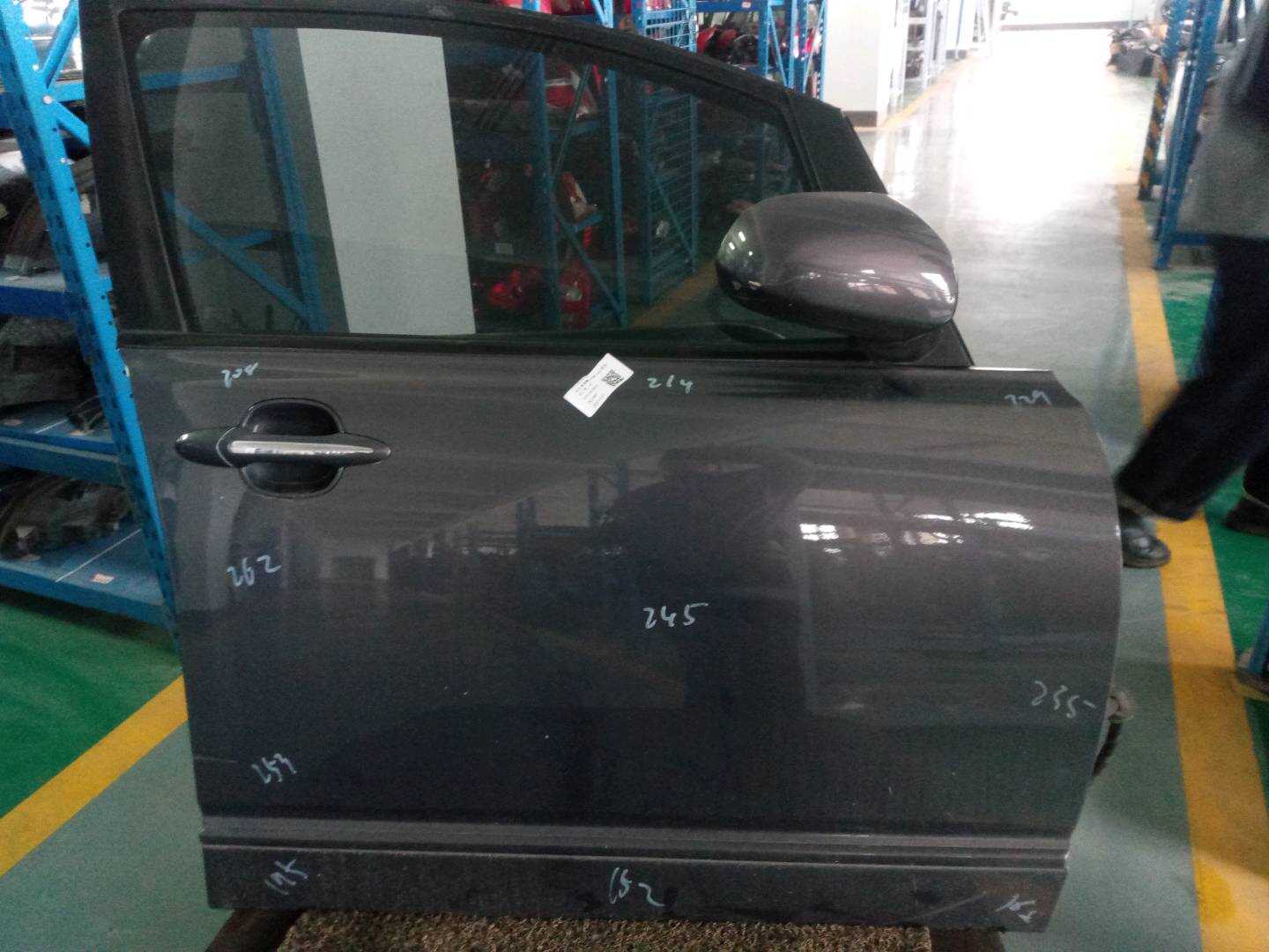 67010SFJW00ZZ 前门壳（右）