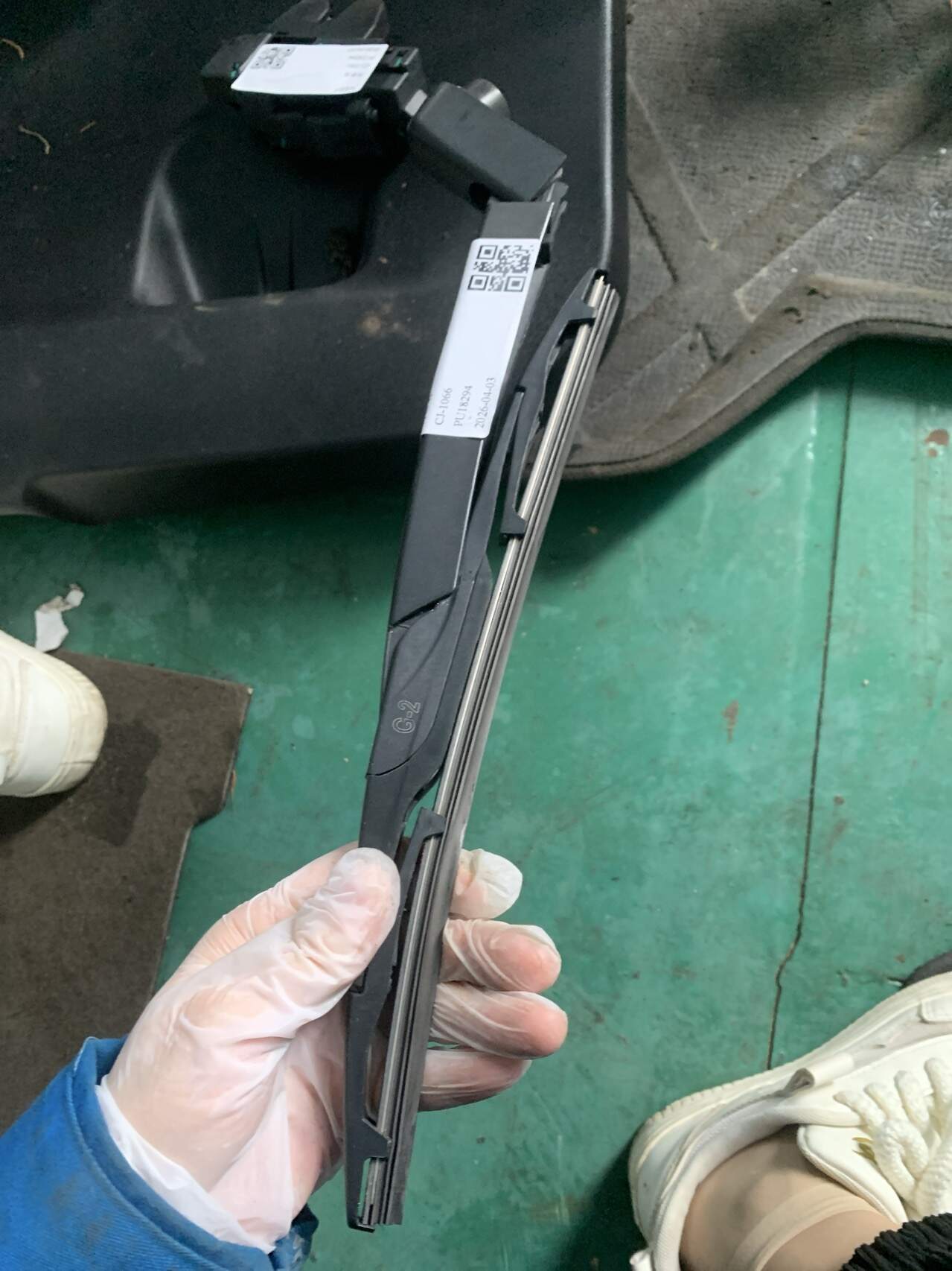 9805952480 Trunk Lid Glass Wiper Arm