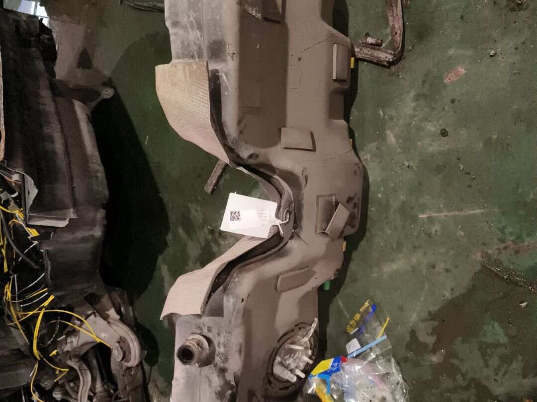T4N4174 Fuel Tank