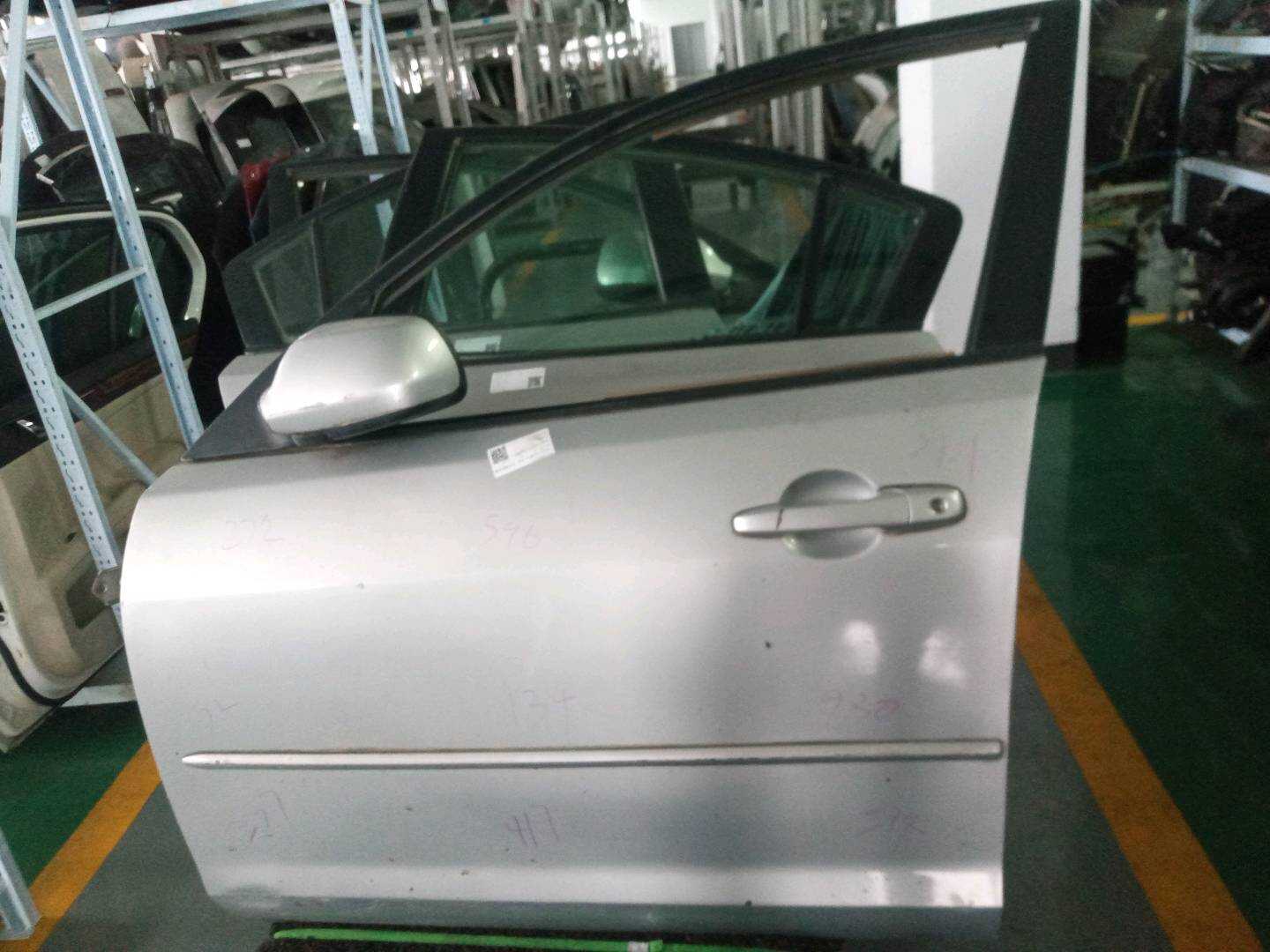 BS1A59010D 前门壳(左)