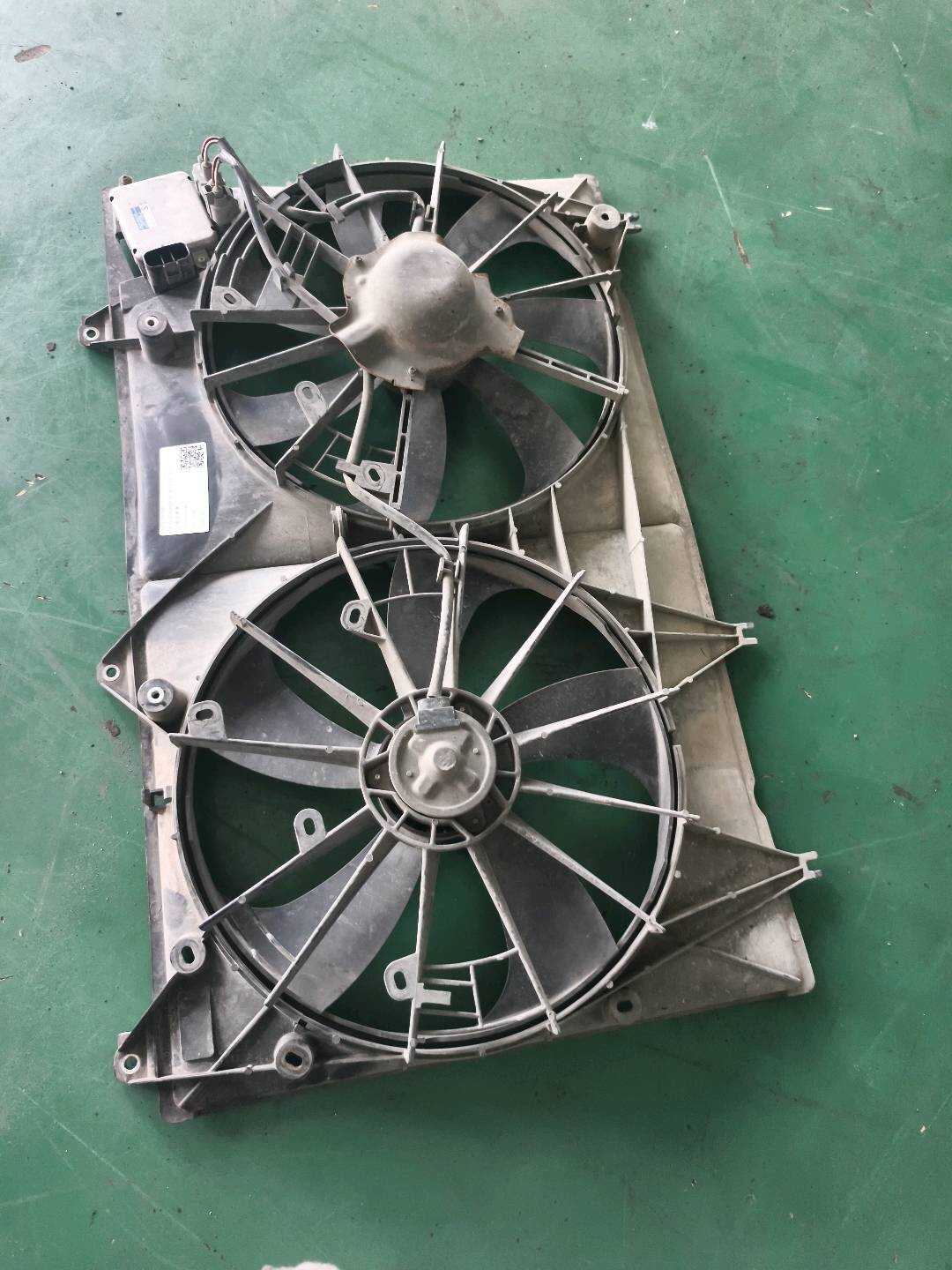 167110V040 水箱风扇罩