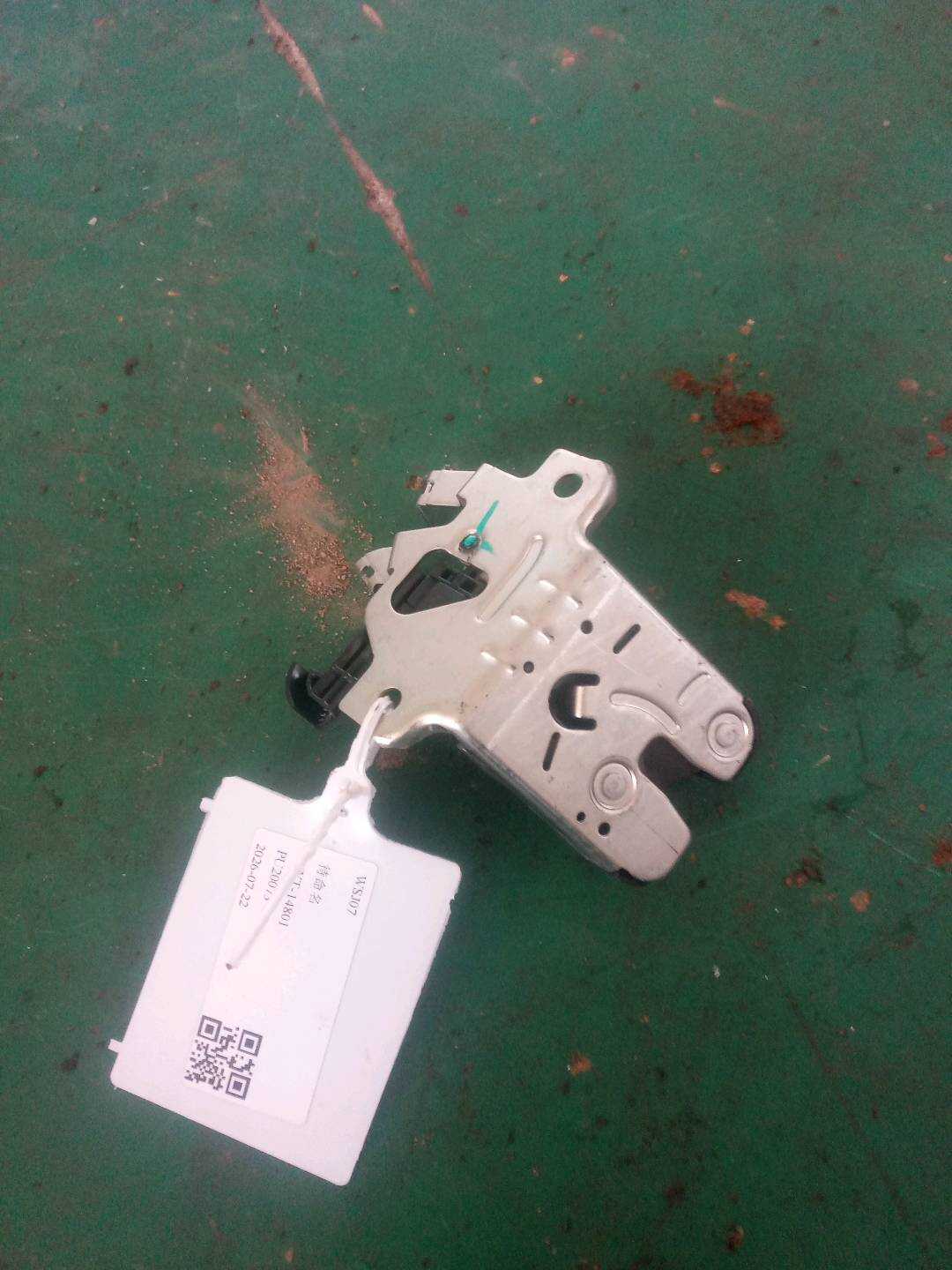 L3G0827503A 尾盖锁机构