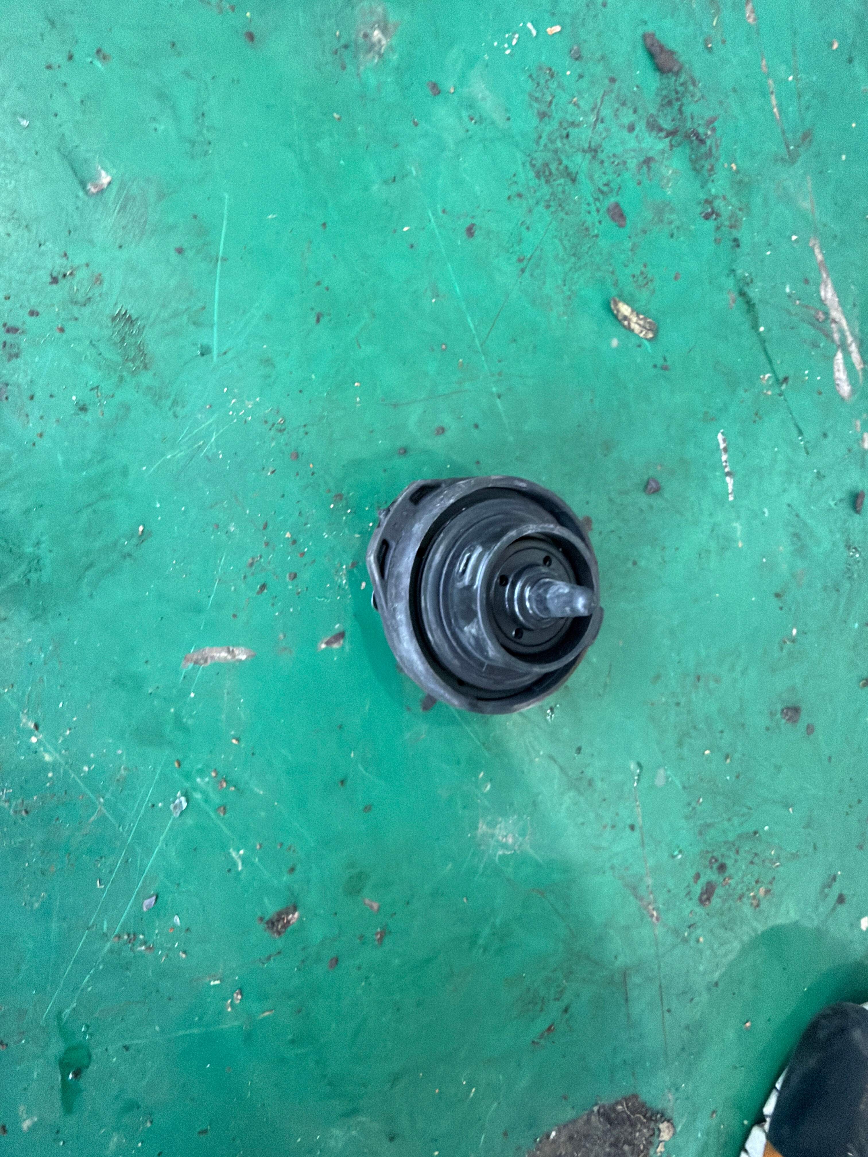 3C8201550C 燃油箱加油盖(内)