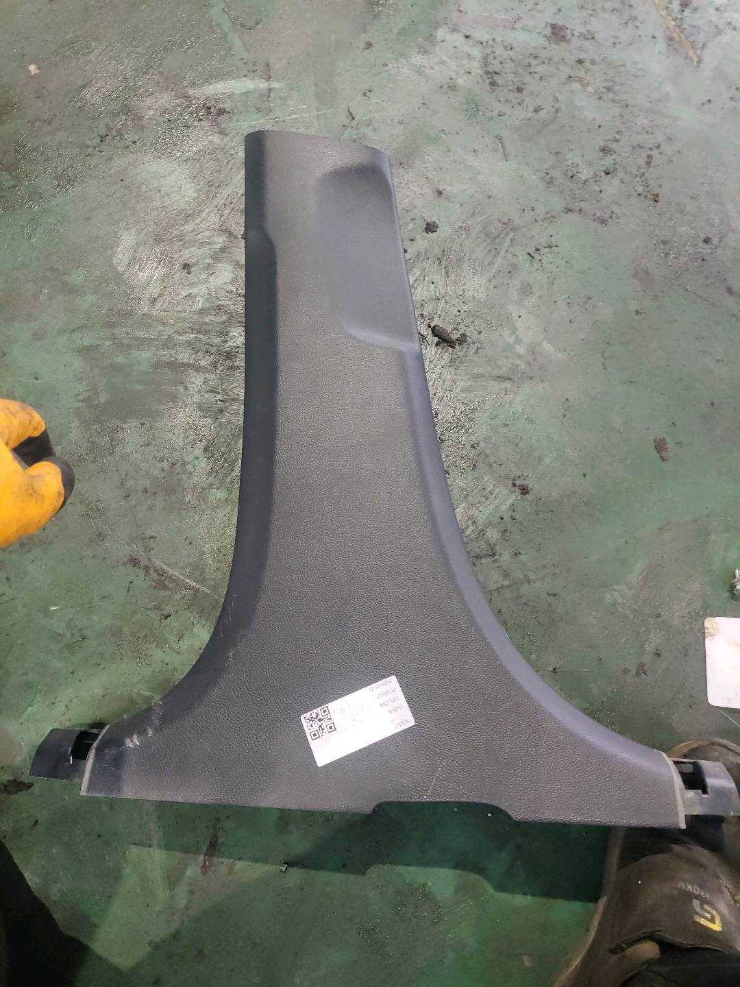 85835D0000NNB B柱内衬(左下)