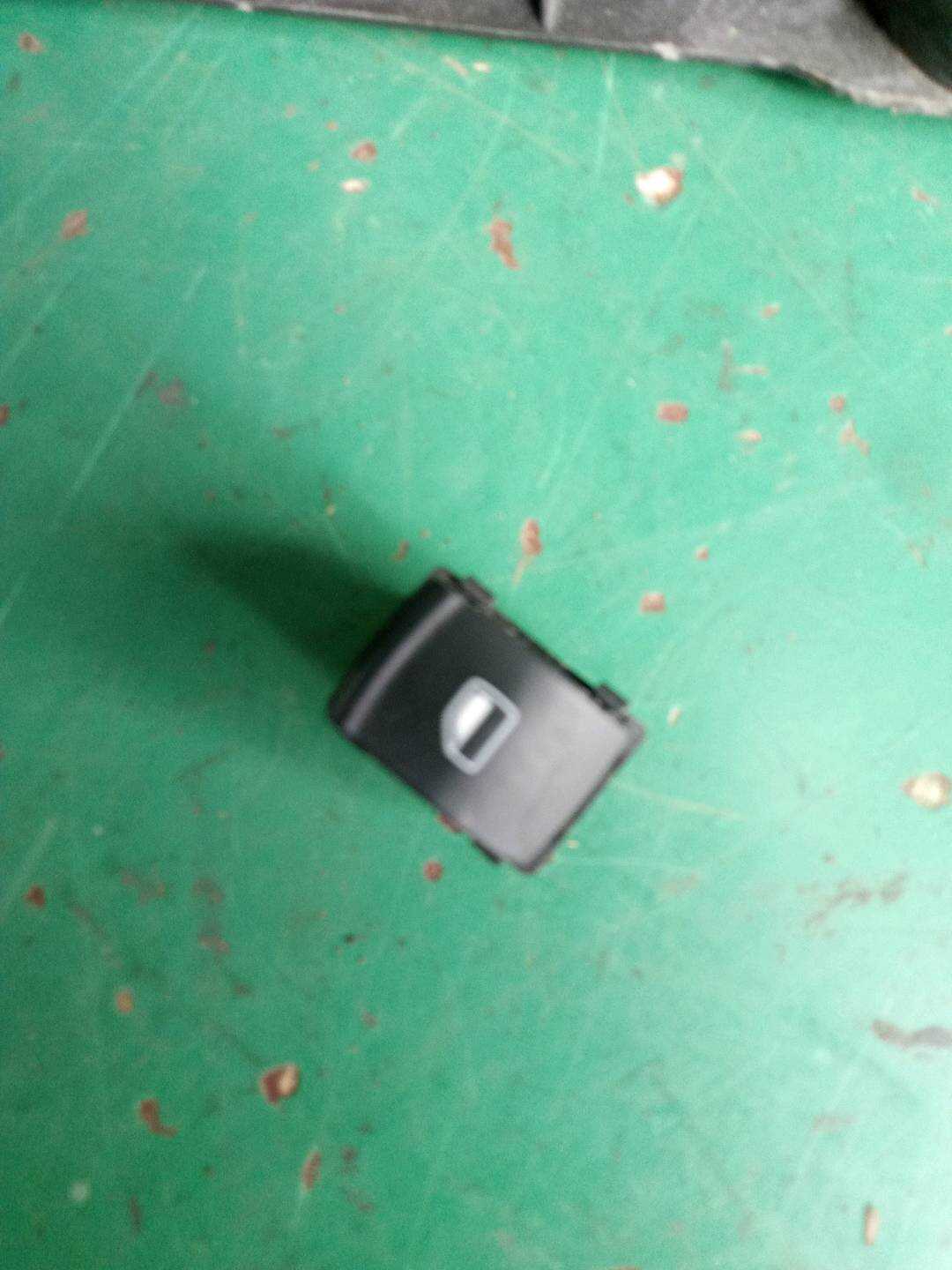 4E0959855B5PR 车窗玻璃升降开关