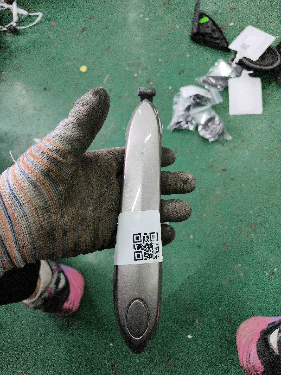 51217489323 Front Door Outer Handle, Left