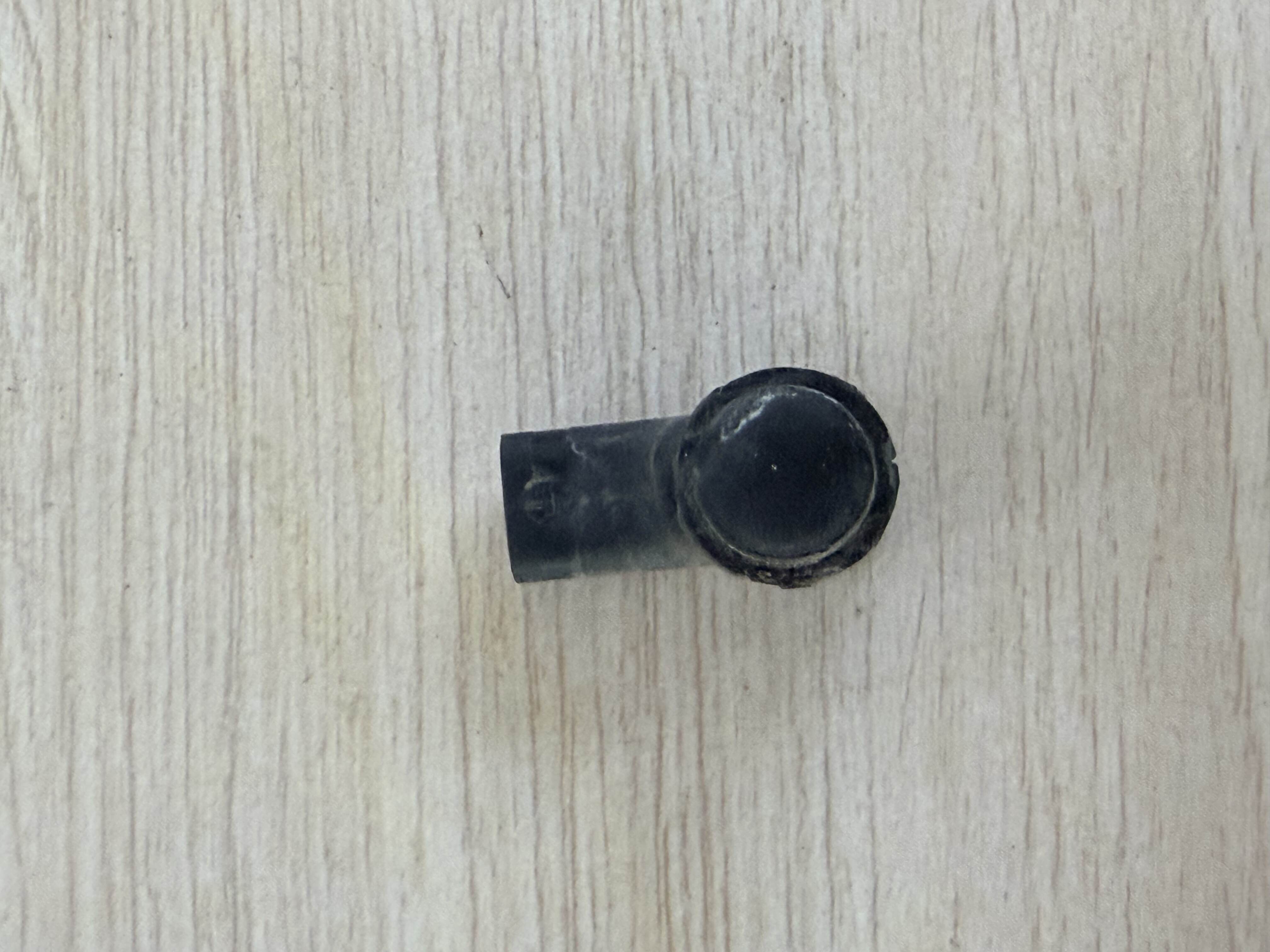C2Z11733 前保险杠电眼