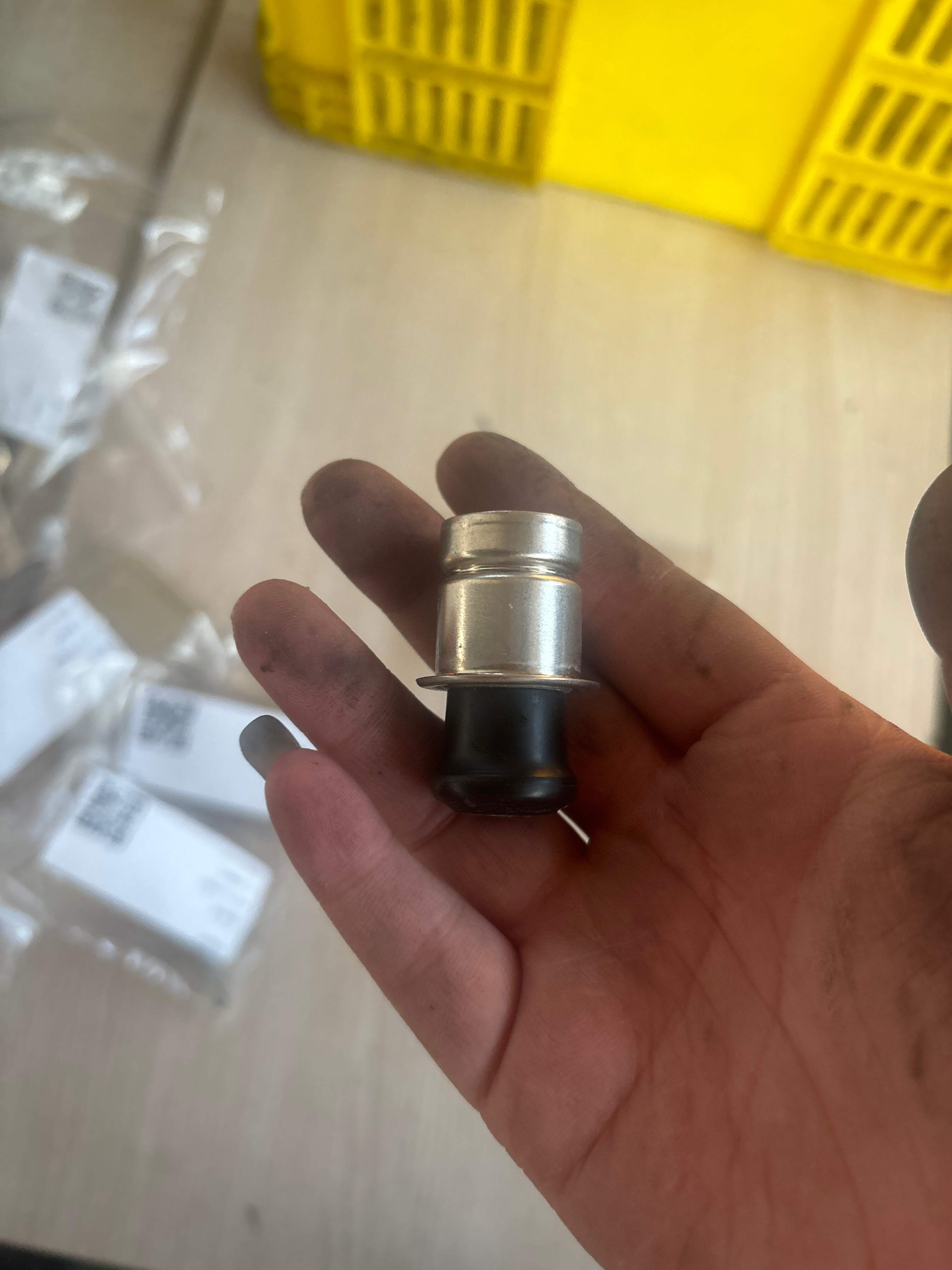 8550024050 点烟器