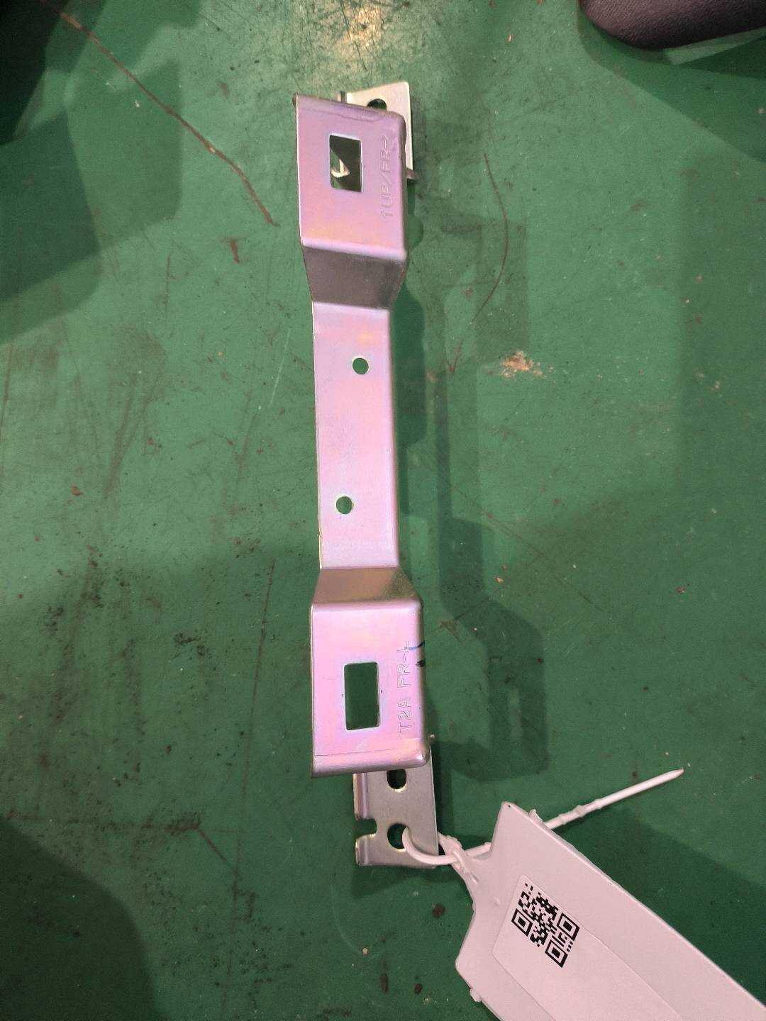83292T2AA00 车顶扶手支架(左后)