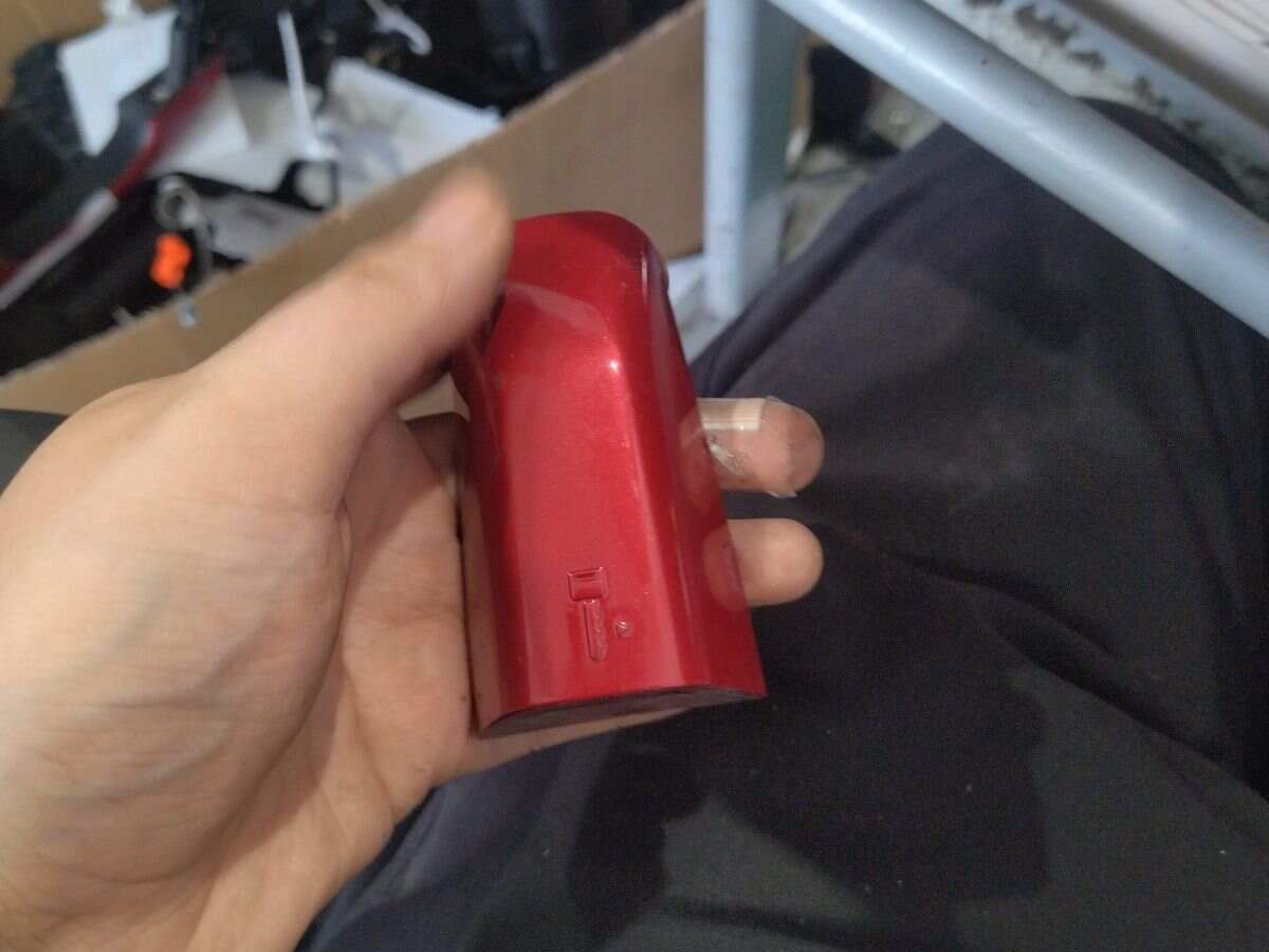 T2H2753LML 前门外拉手饰盖(左)