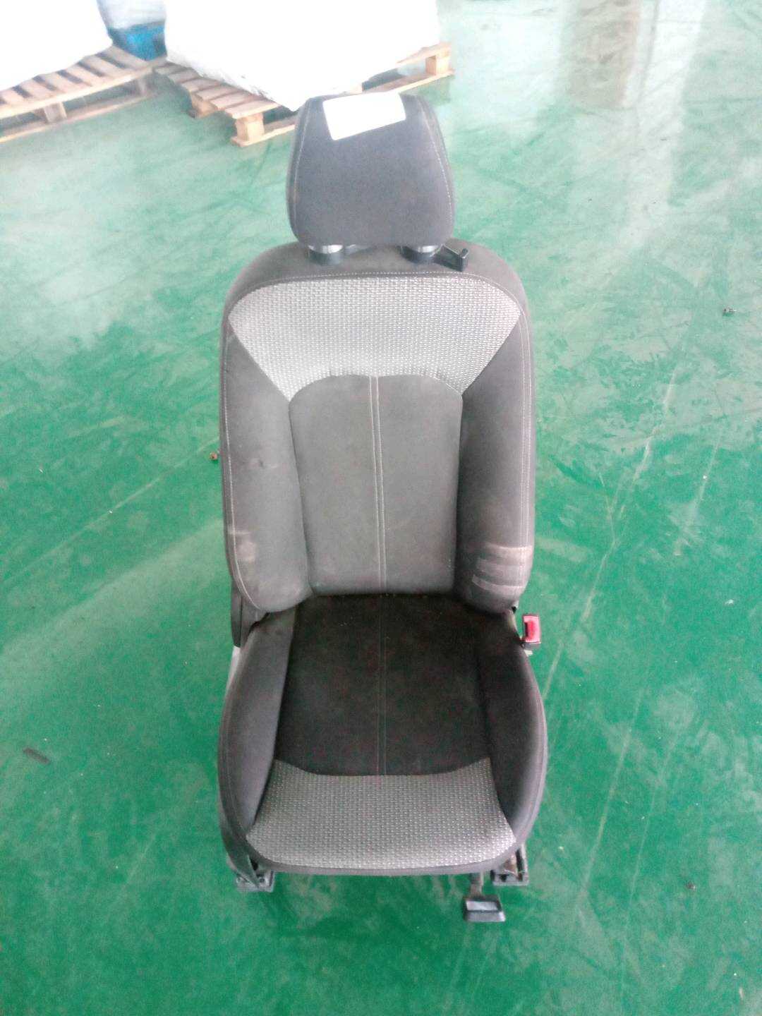 CN15A600L04PG1FTZ Passenger Seat Assembly