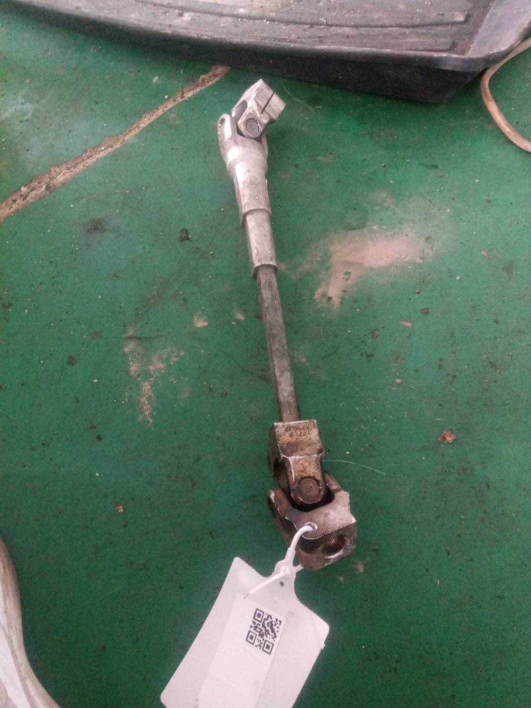 32306769157 转向管柱连接轴（下）