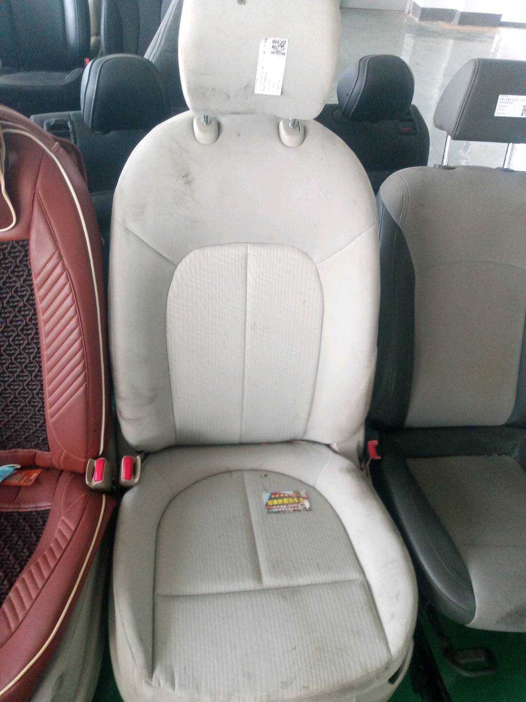 6701037HU 驾驶员座椅总成