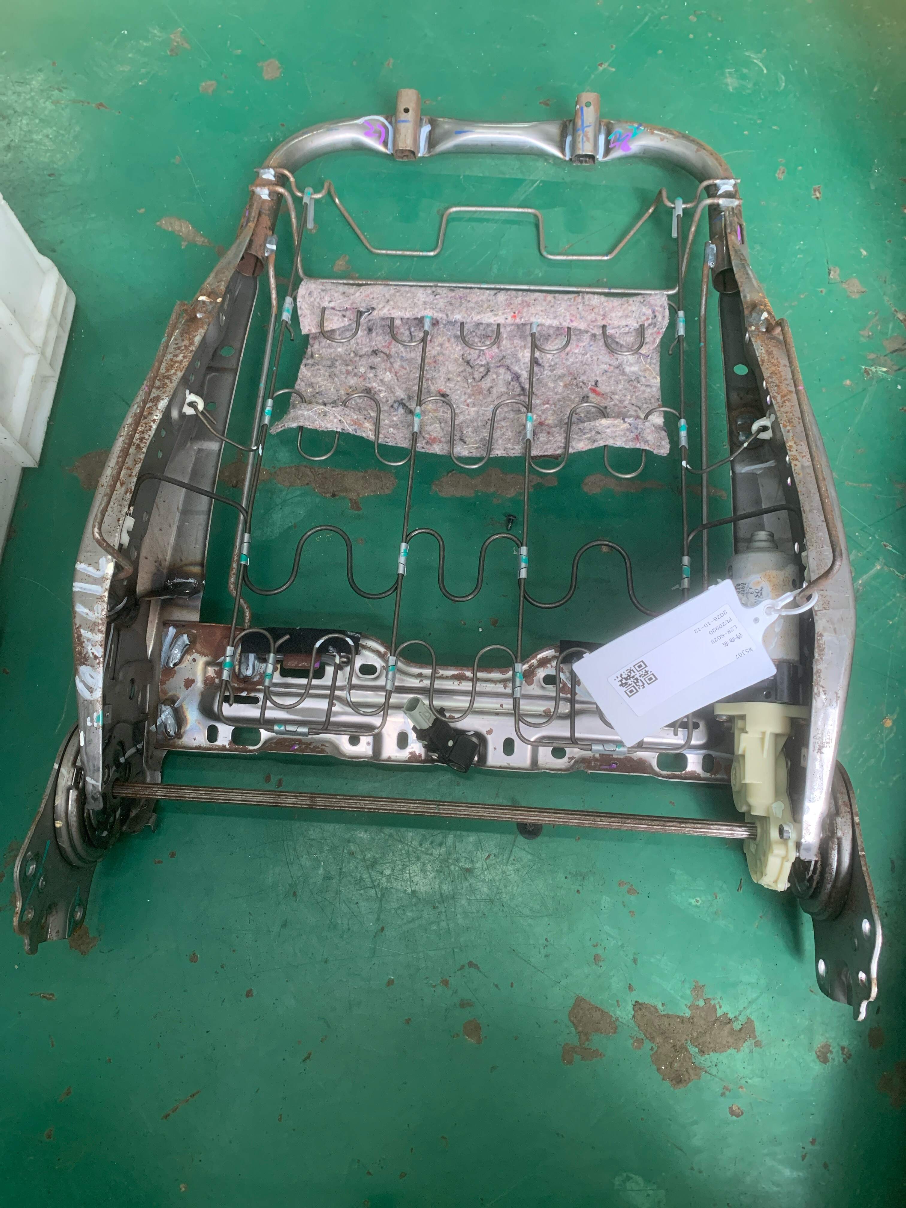 714400R050E0 驾驶员座椅靠背骨架