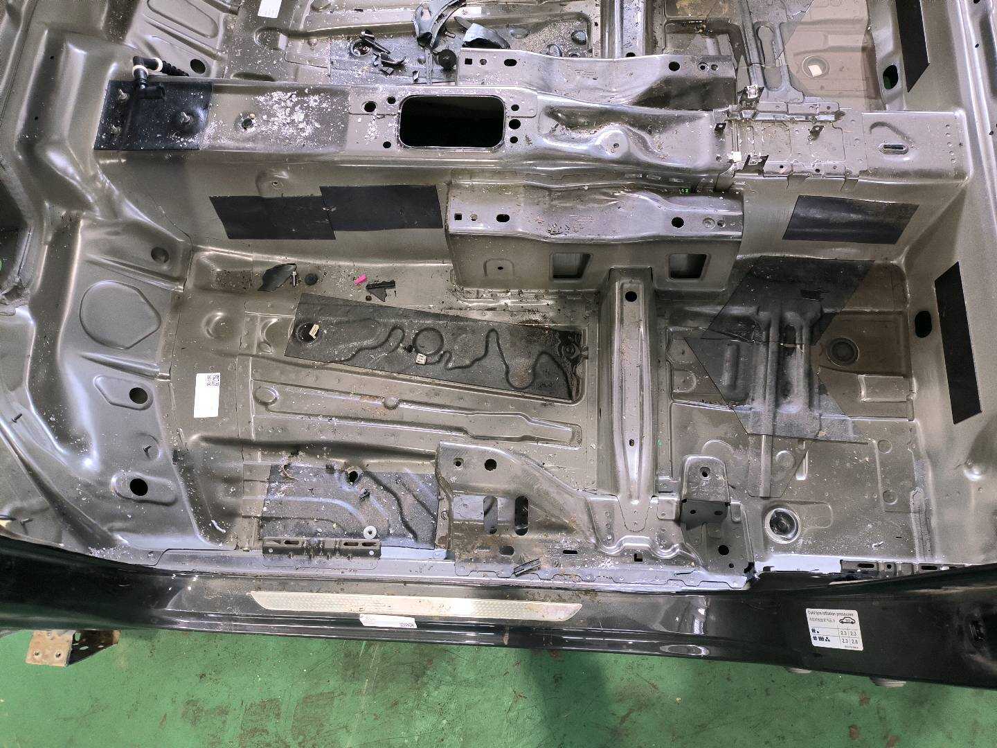 L5QL803205 Front Floor Panel, Left