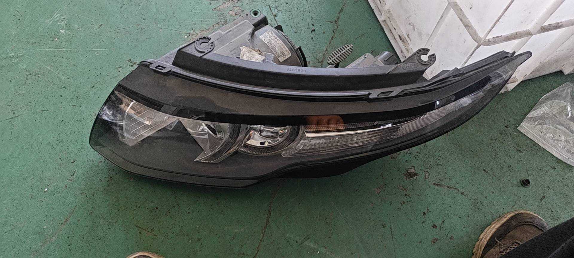 LR048057 Front Headlight Assembly, Left