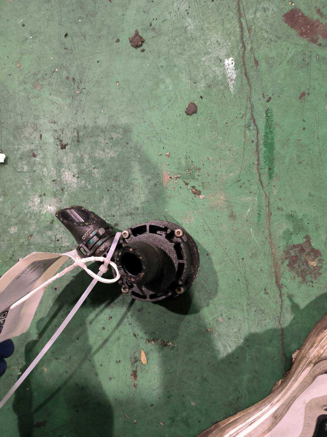 1069000900 Electric Water Pump