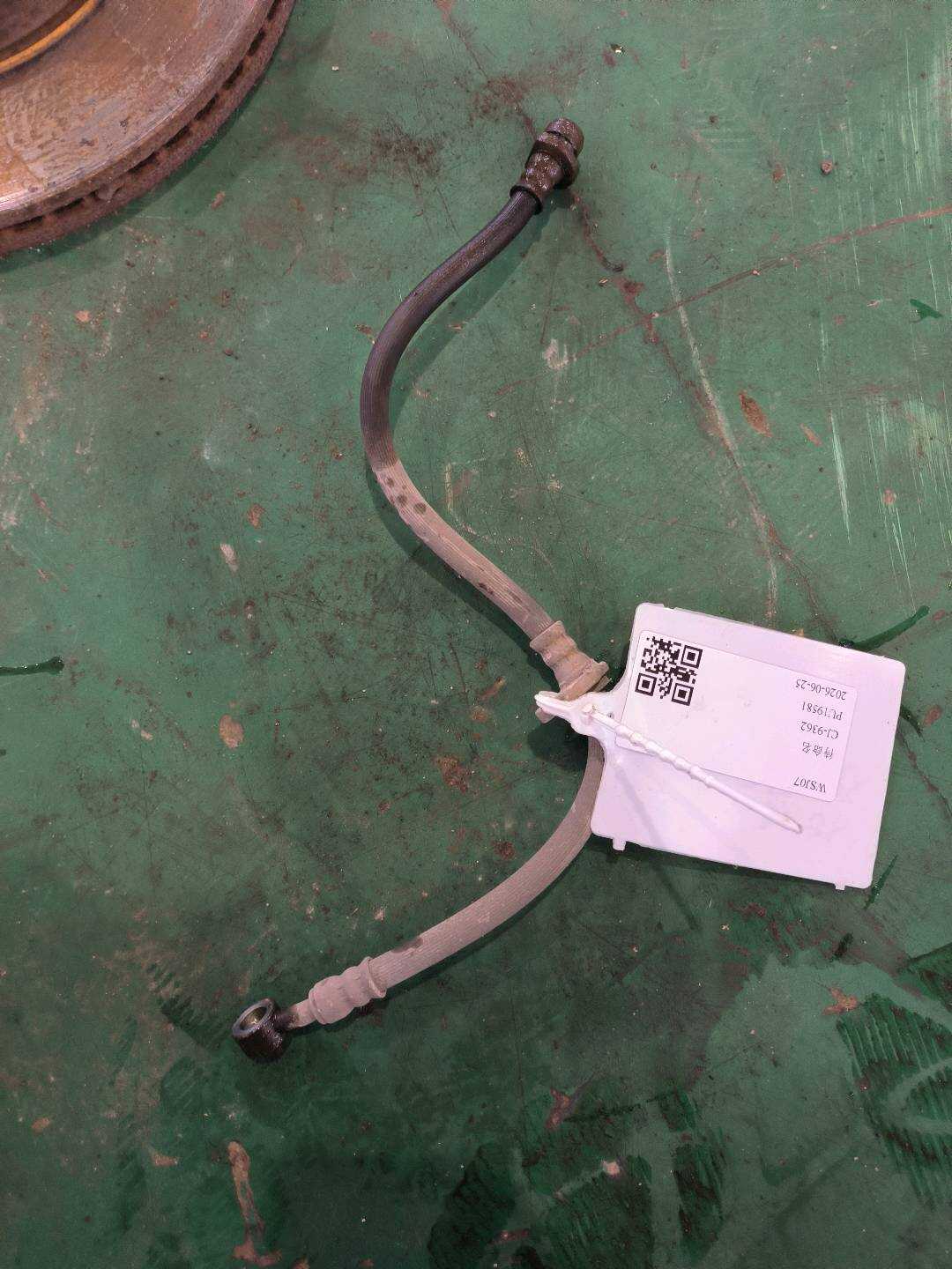 01464T2JH01 Front Wheel Brake Hose, Right