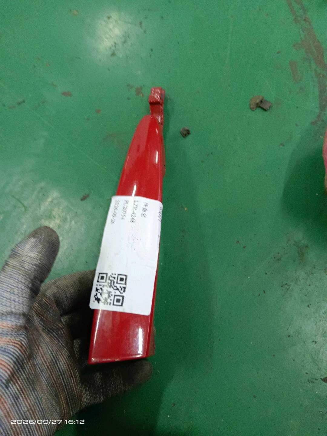 51210445182 前门外拉手(右)