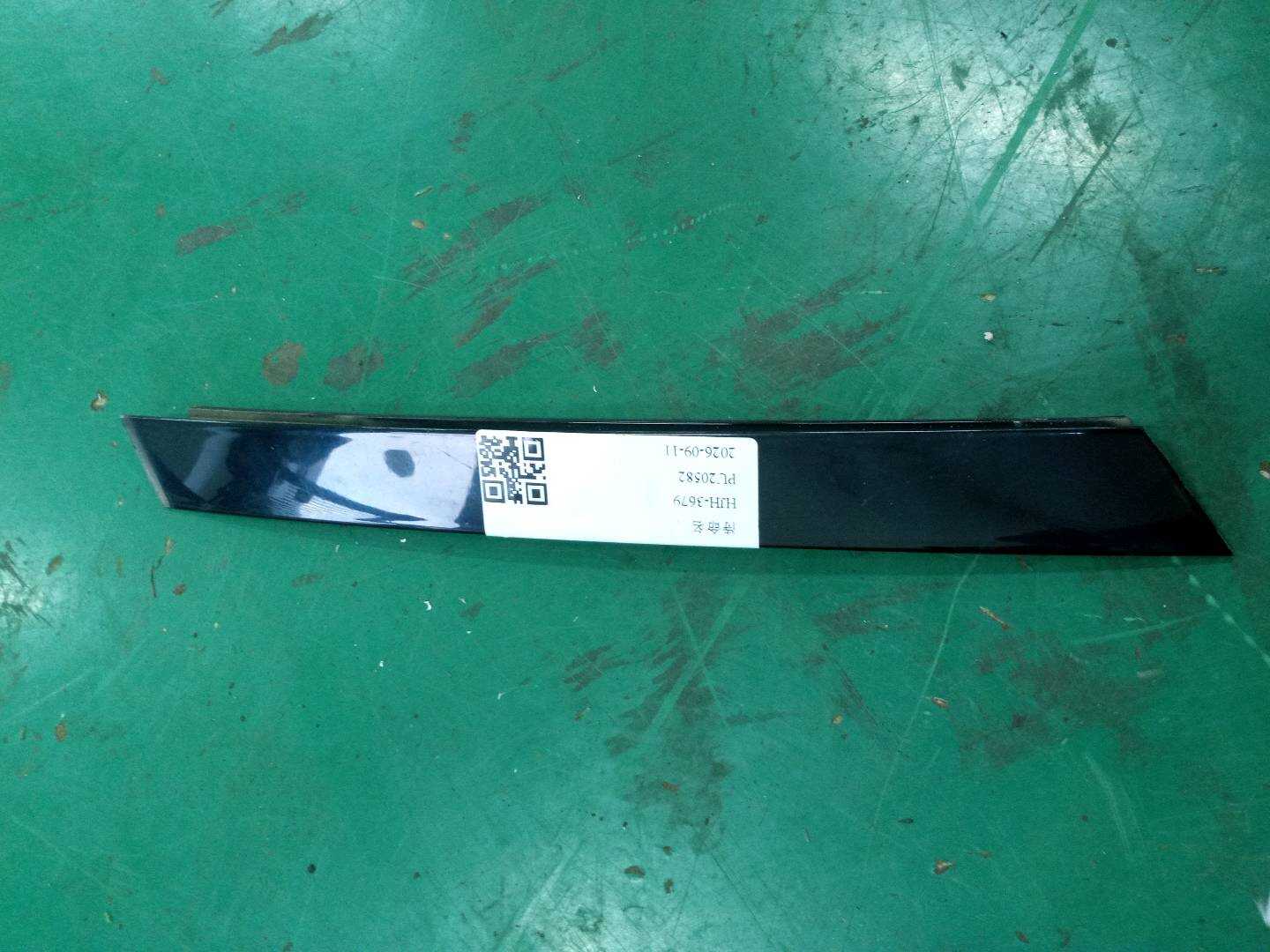 51357187210 后门窗框外饰板(右后)
