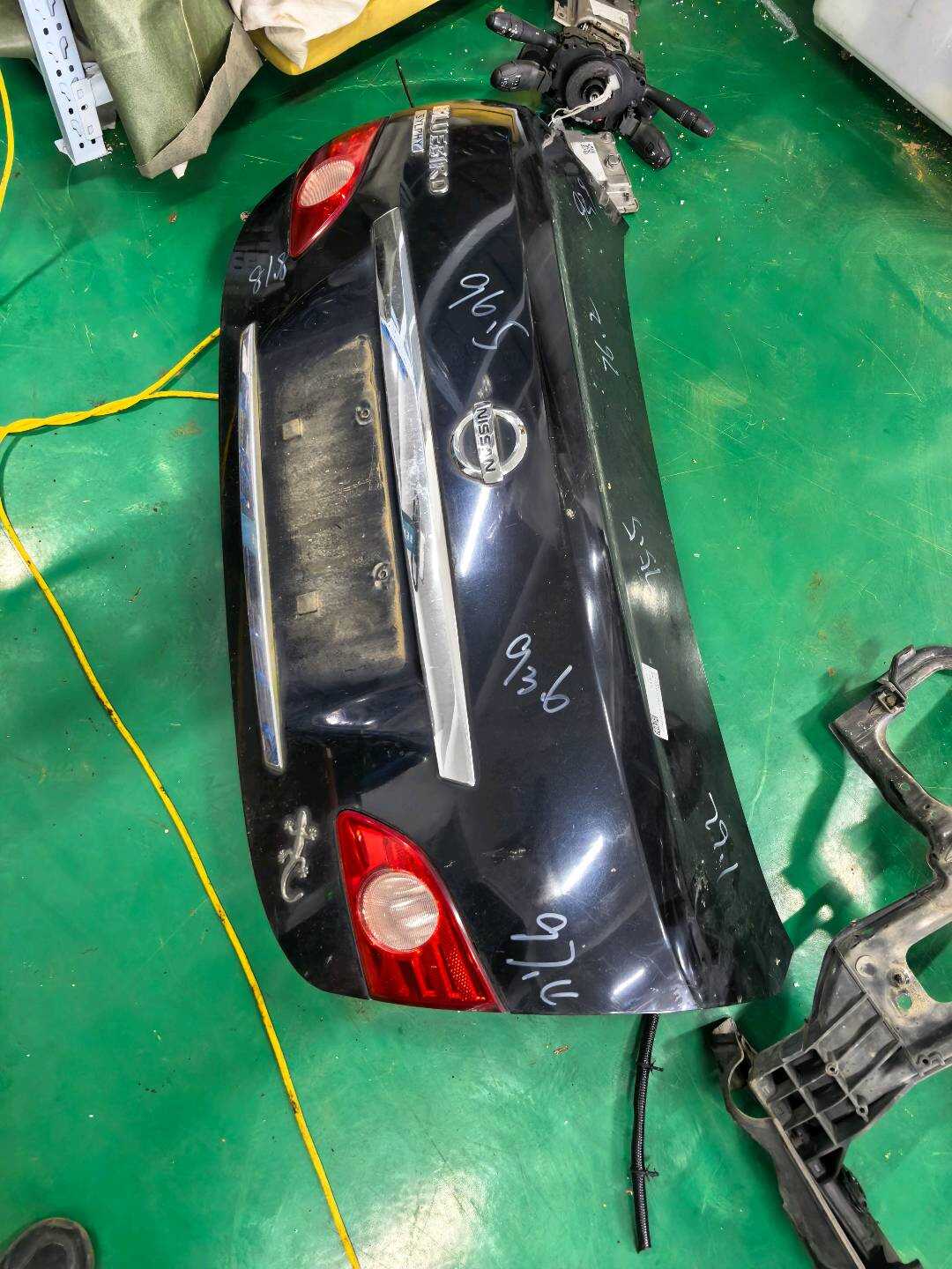 H43002DUAA 尾盖