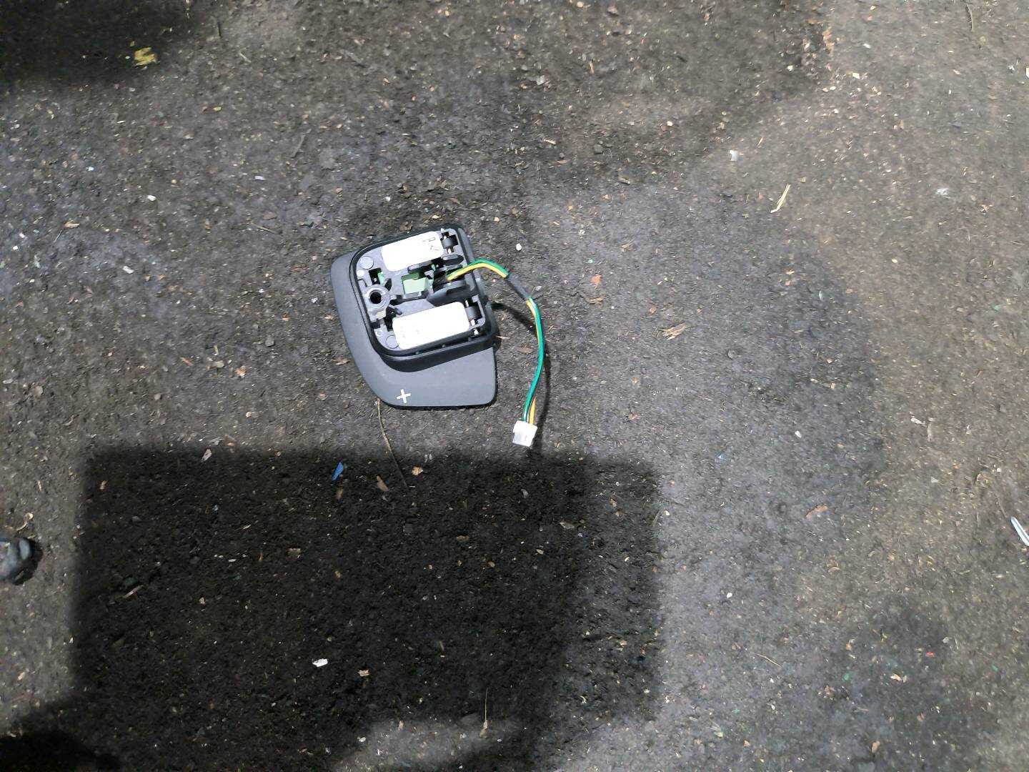 8WD951523B Steering Wheel Multi-Function Switch