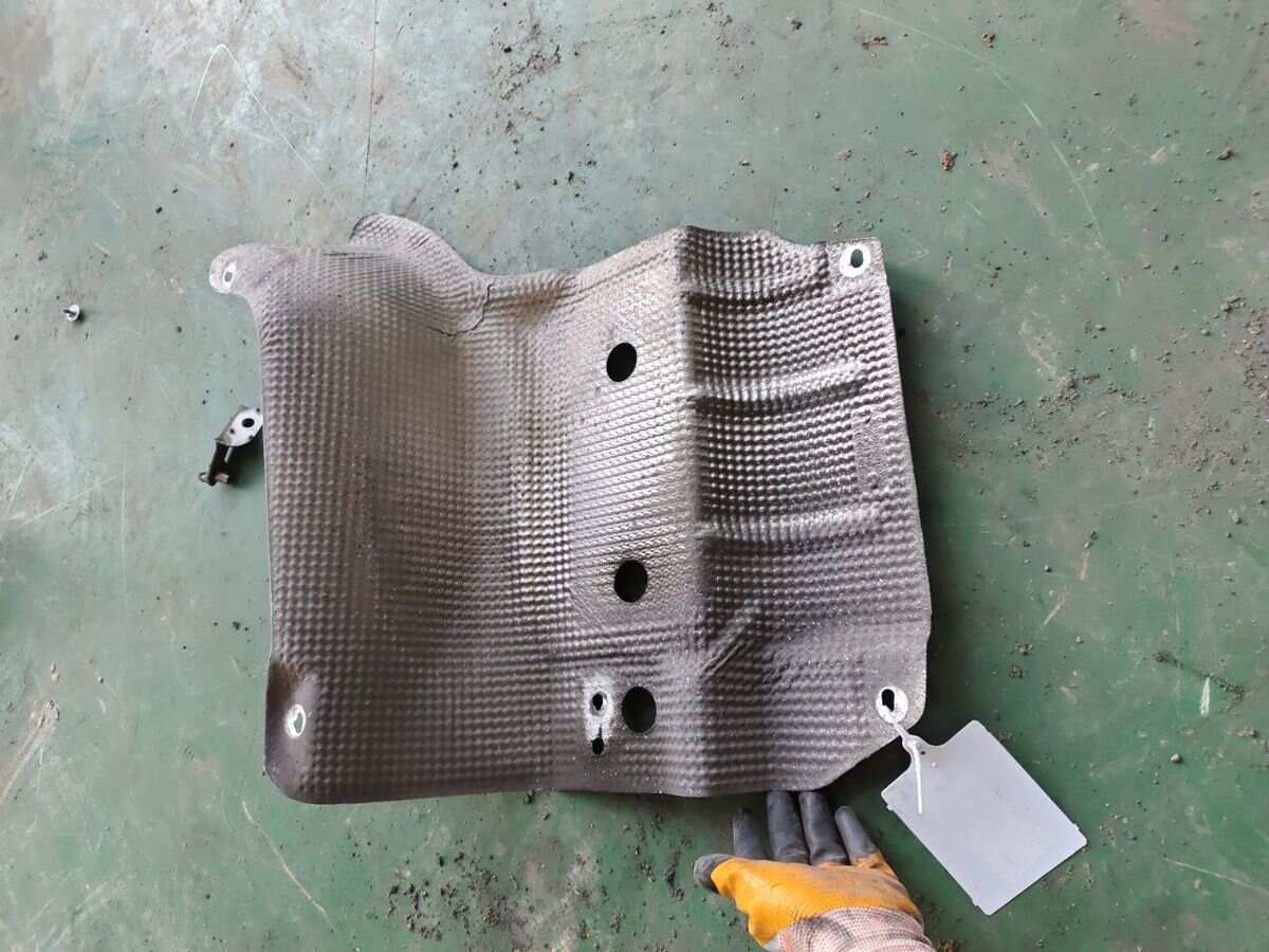 L8K0804171A Exhaust Pipe Heat Shield, Rear Left
