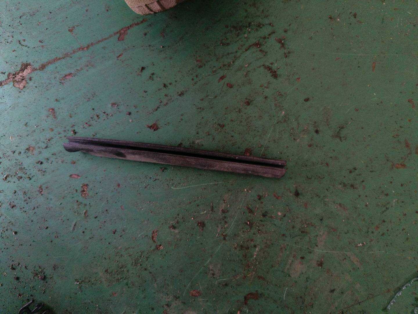 A2056280500 纵梁密封件