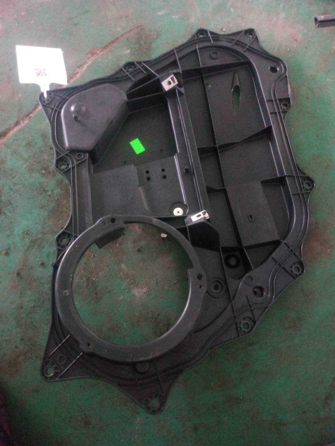 C2D15784 后门内防水膜（左）
