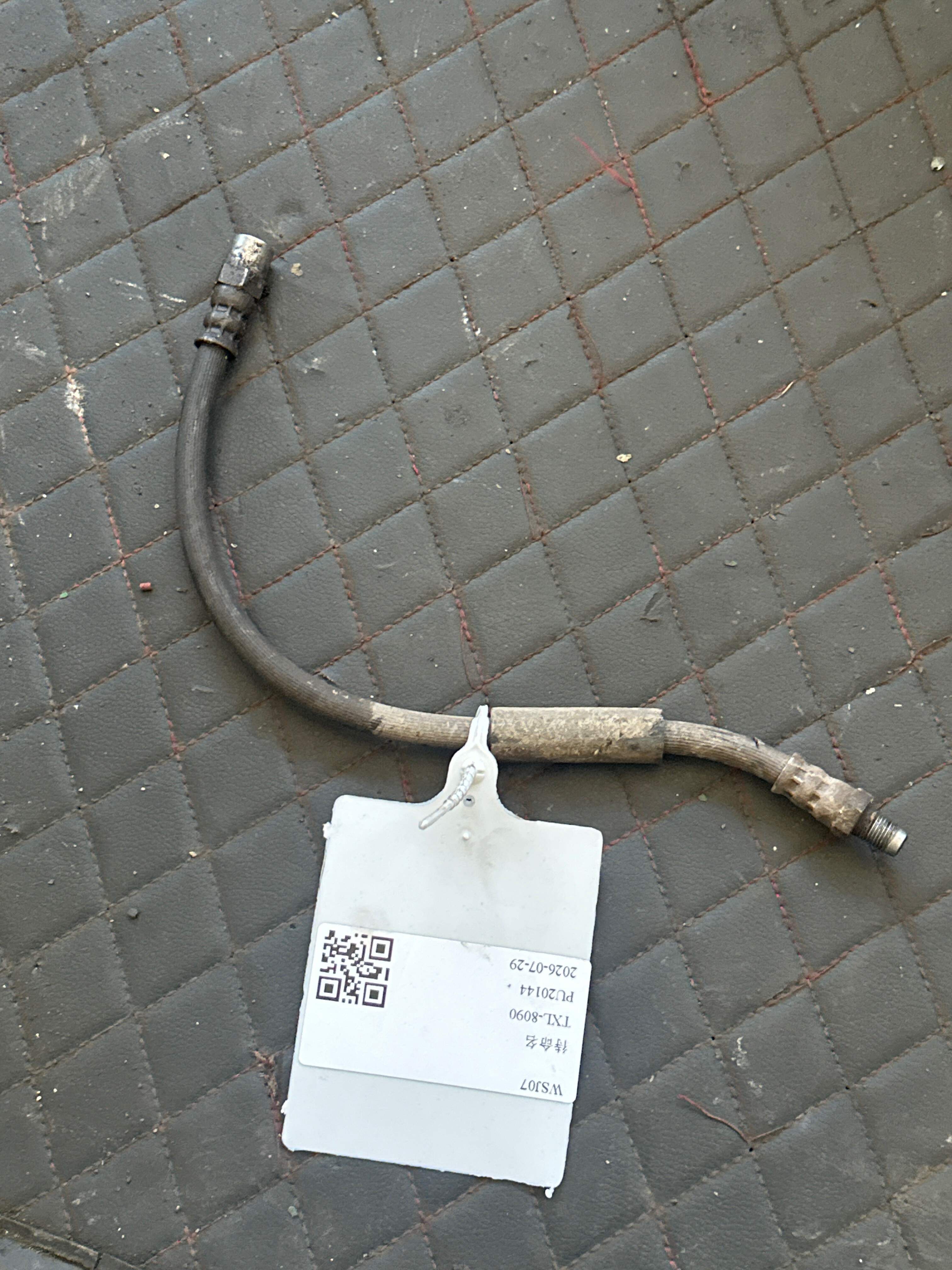 34326789263 后轮边制动软管(右)