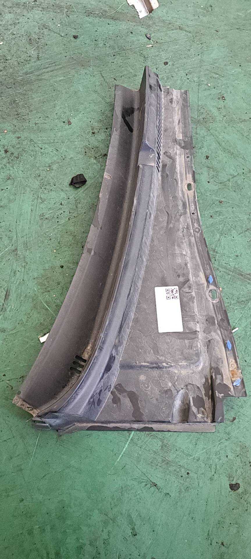 5006217FG 前罩板顶部隔栅