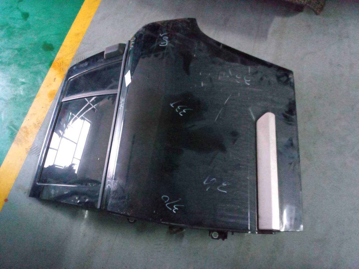 5074959AB 后门壳（左）