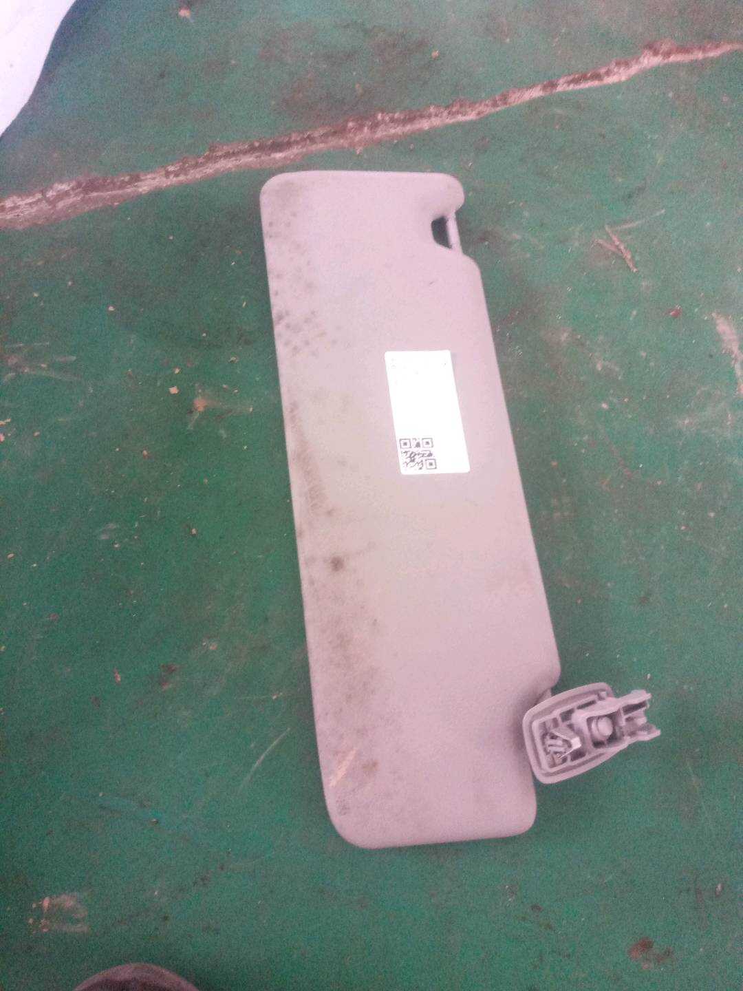 51167411751 Sun Visor, Left