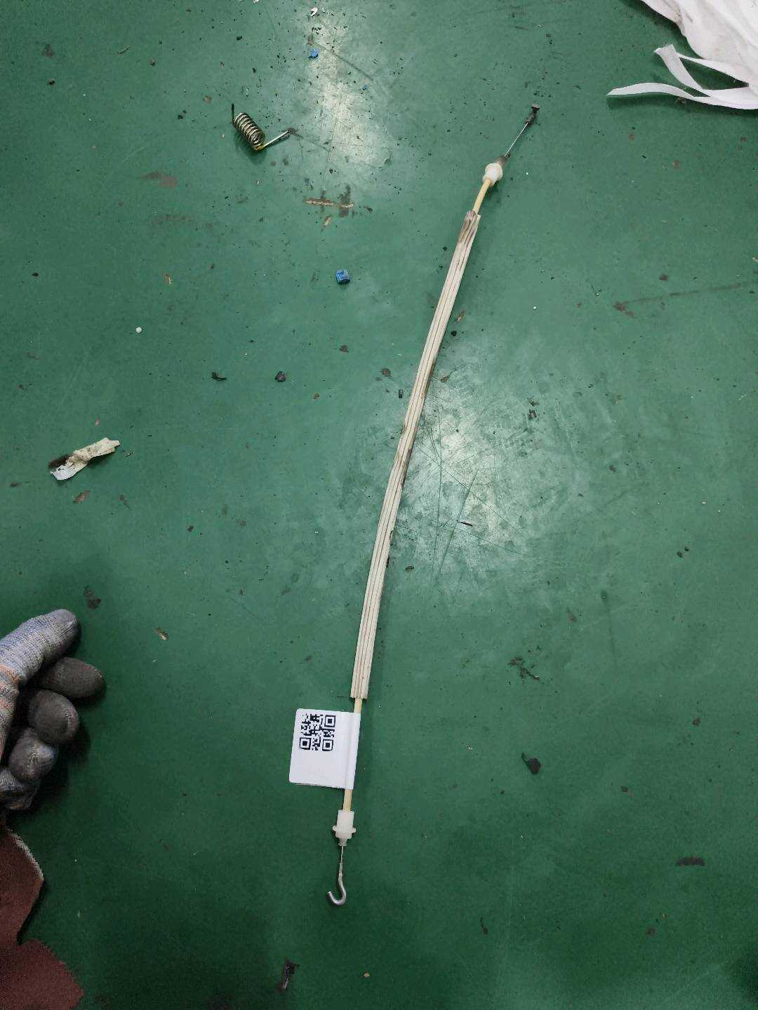 4B0837085 前门内拉手拉线（左）