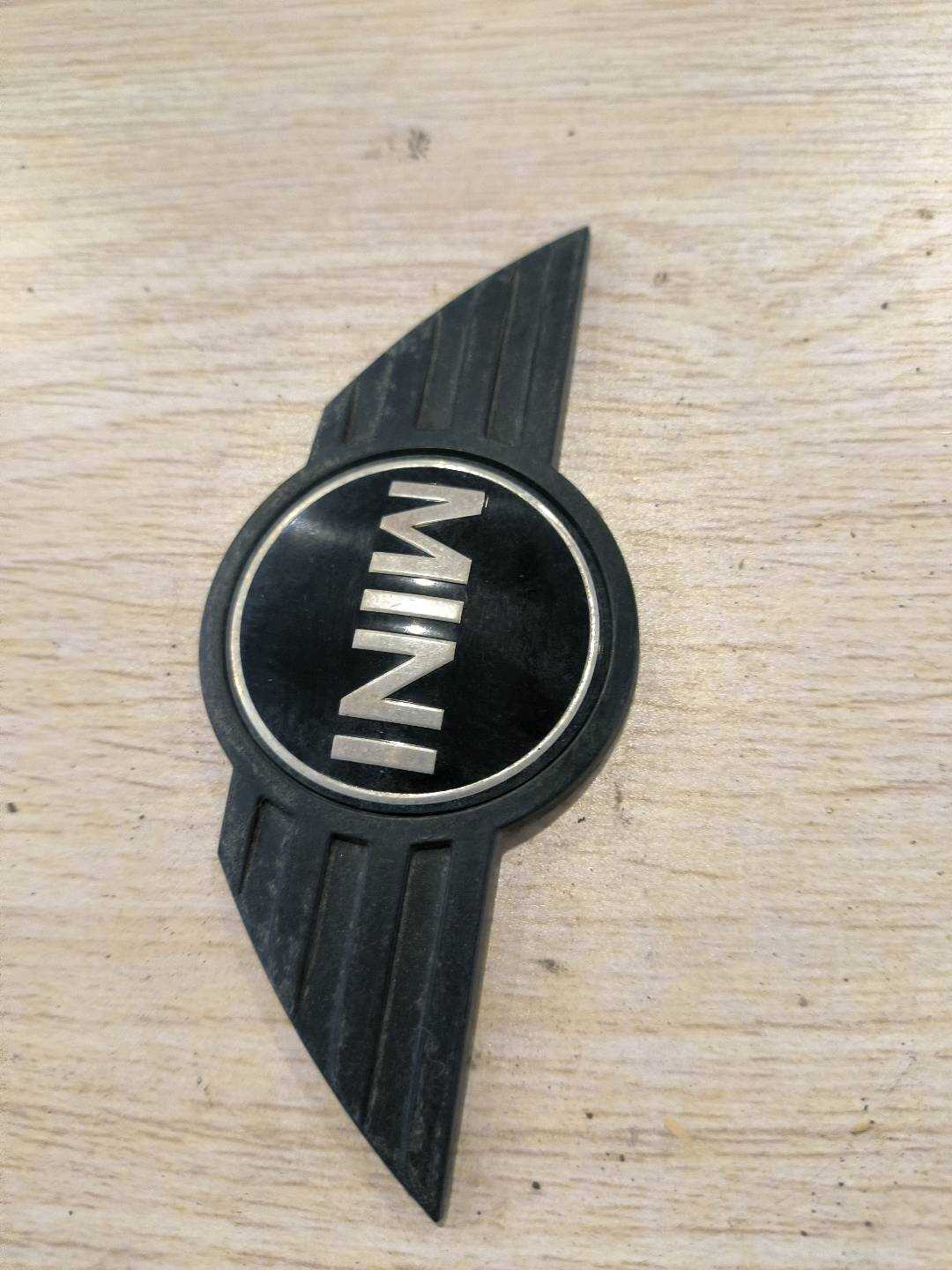51147026186 MINI 车尾标志