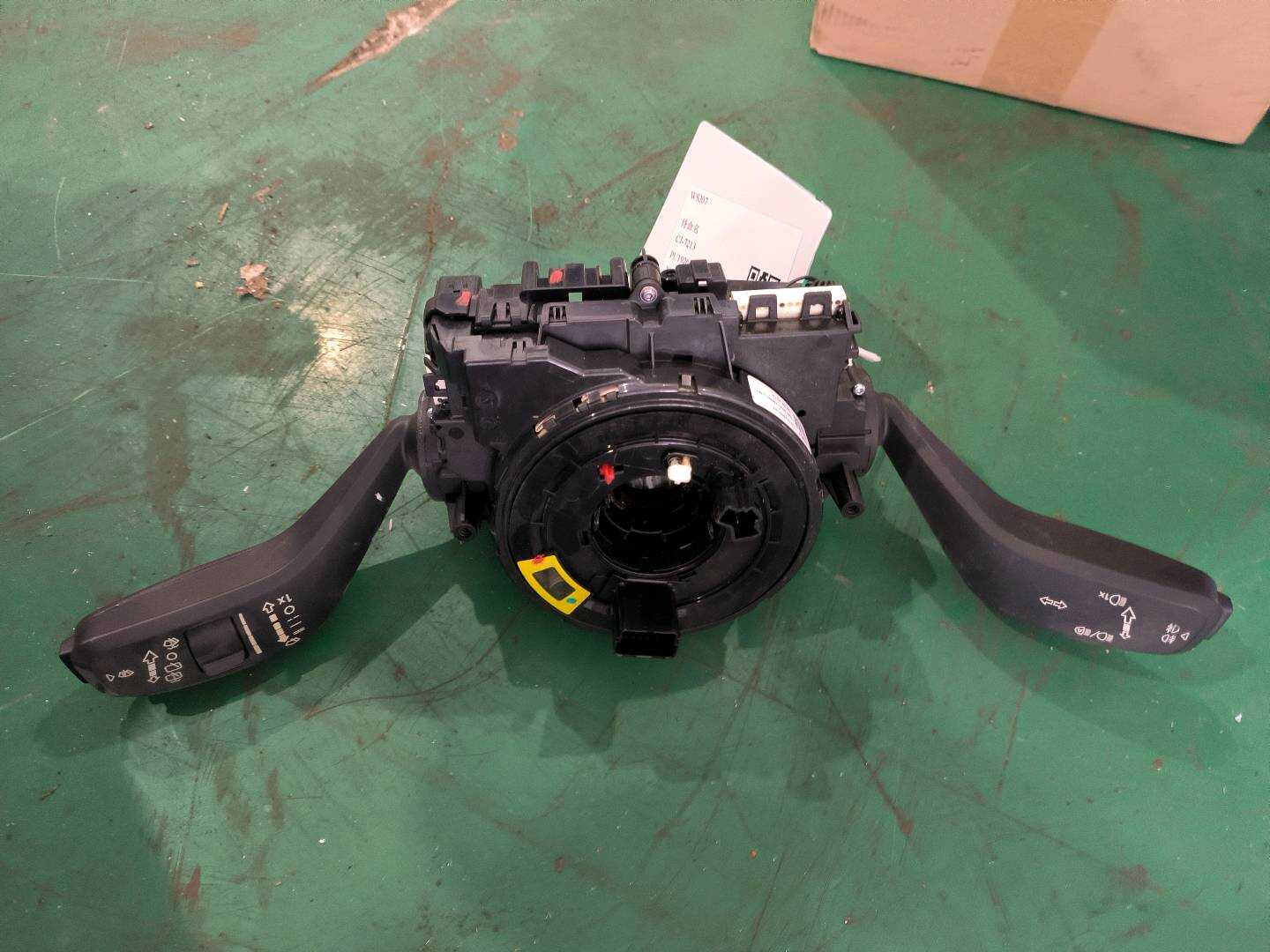 P0055154AF 转向柱模块