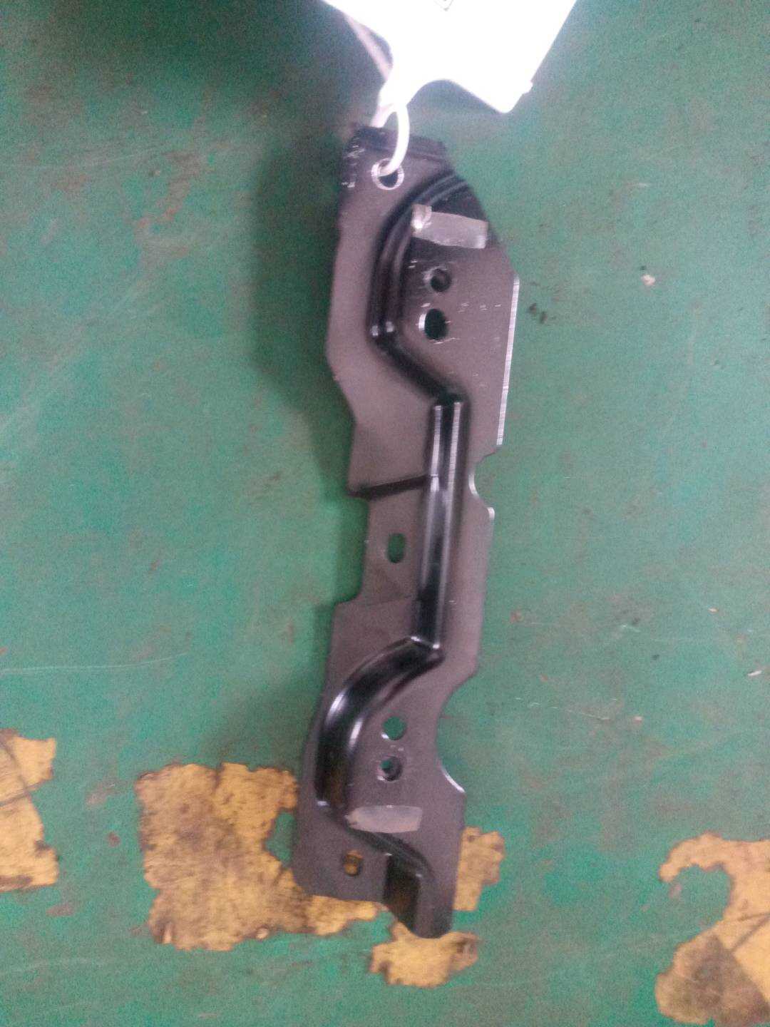C2D2470 Bracket