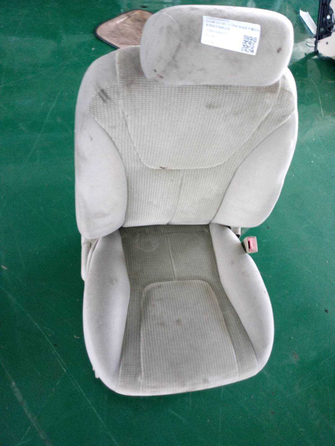 101803149500713 副驾驶员座椅总成